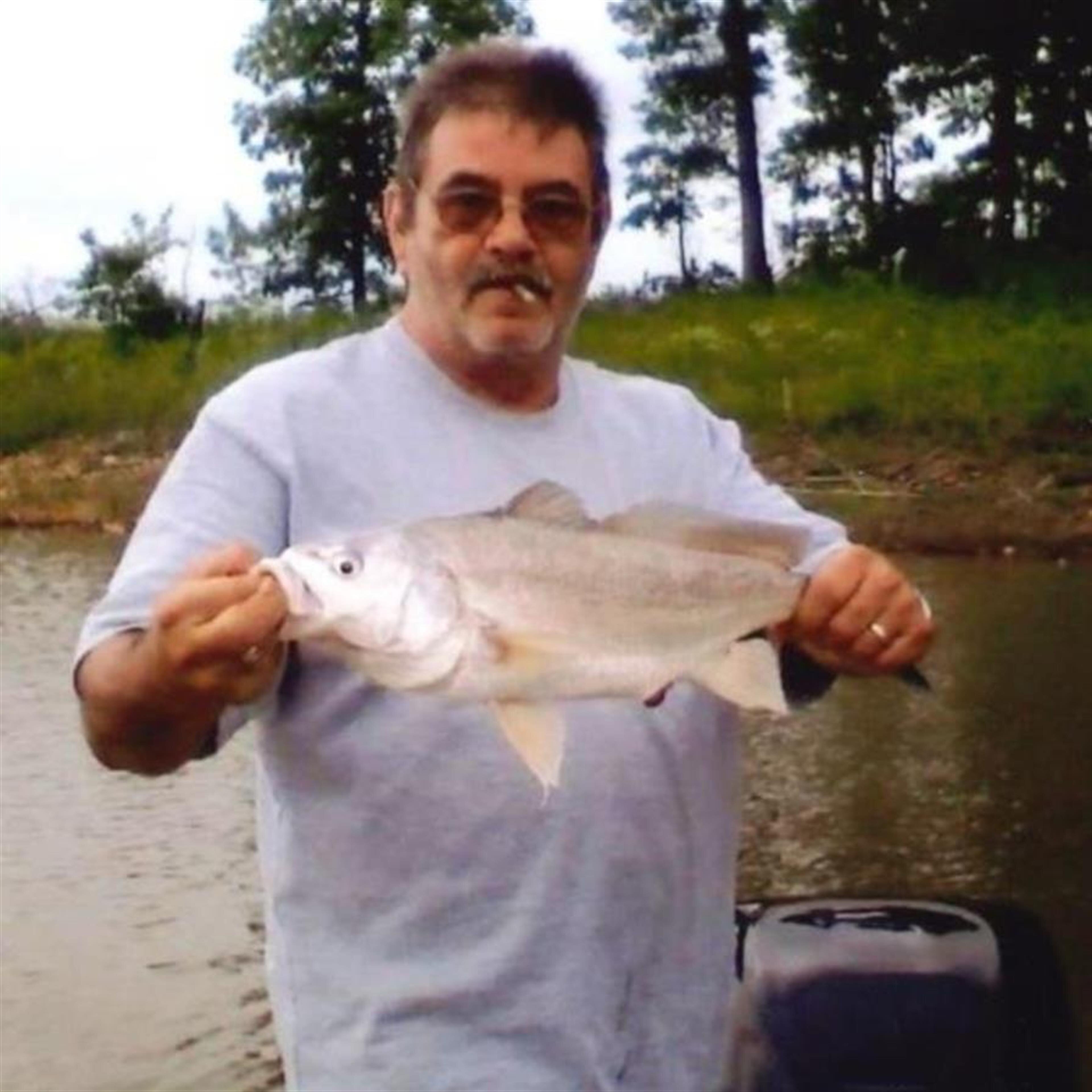 Loyd Ray Houltzhouser