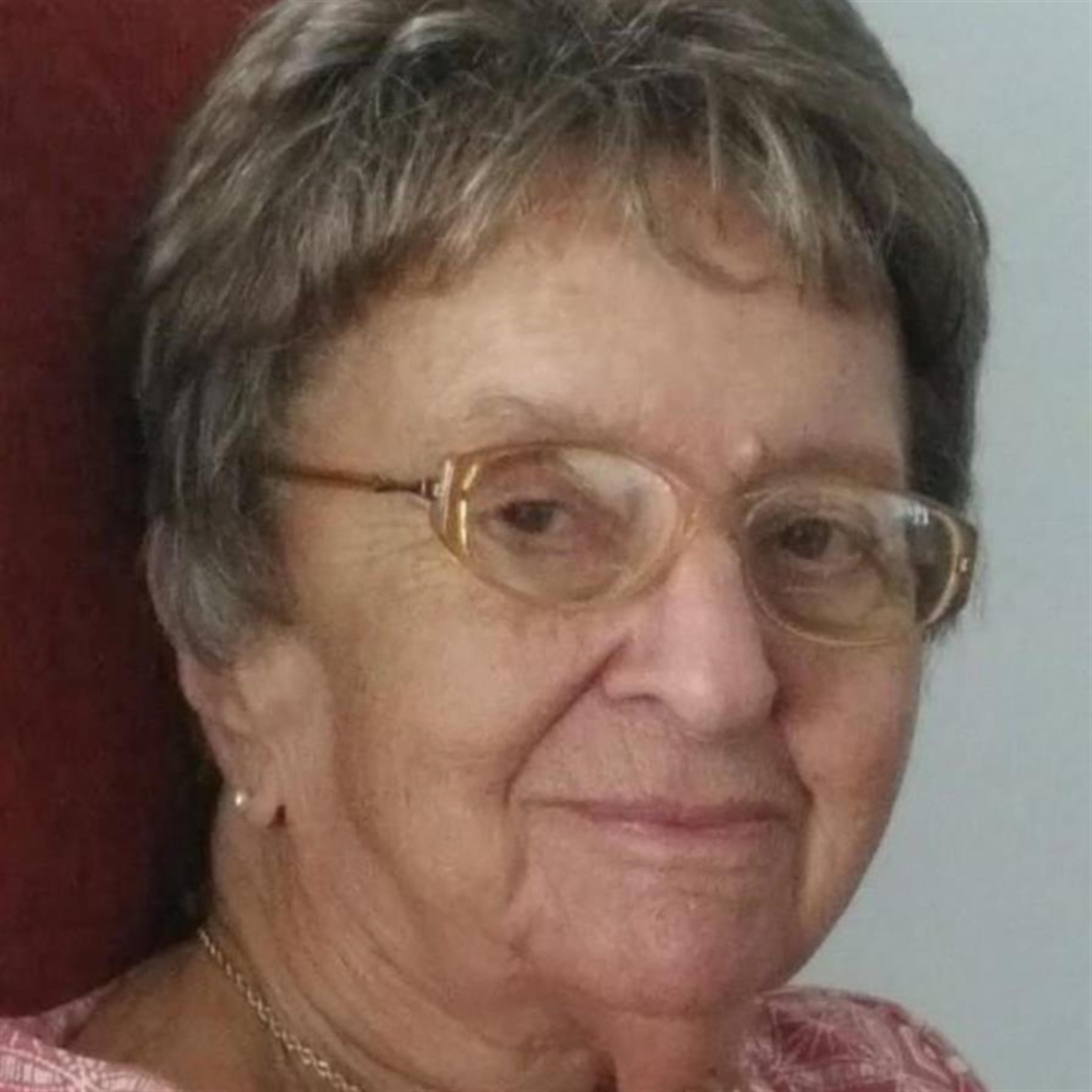 Edrie B Murphy