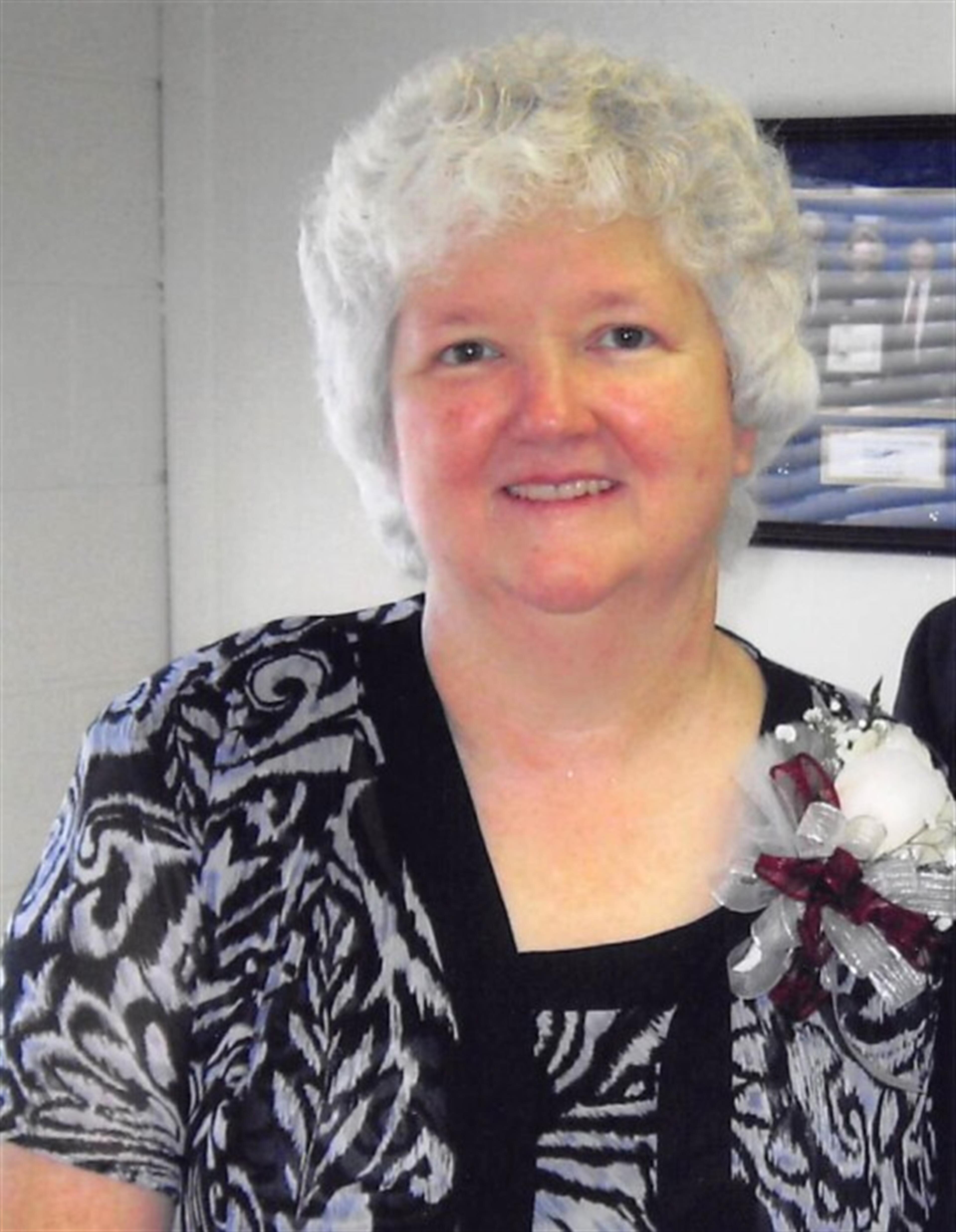 Mrs. Linda Rae (Murr)  Watts