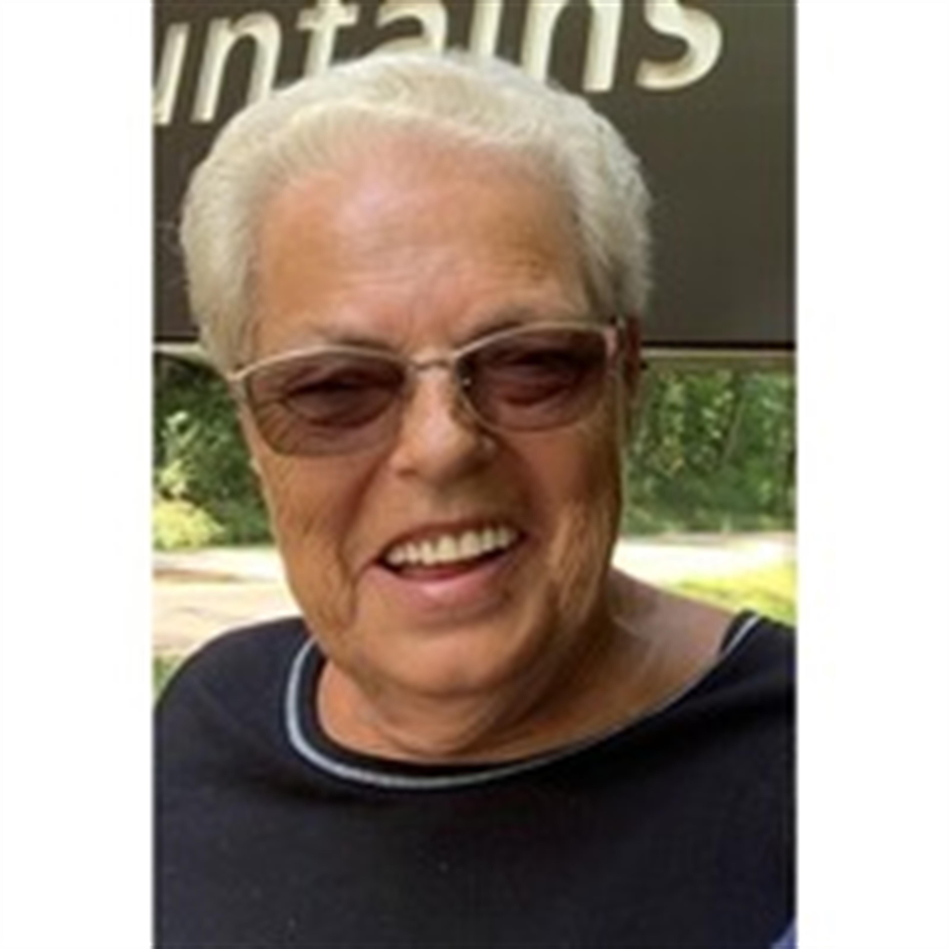 Mrs. Linda Sue Crum