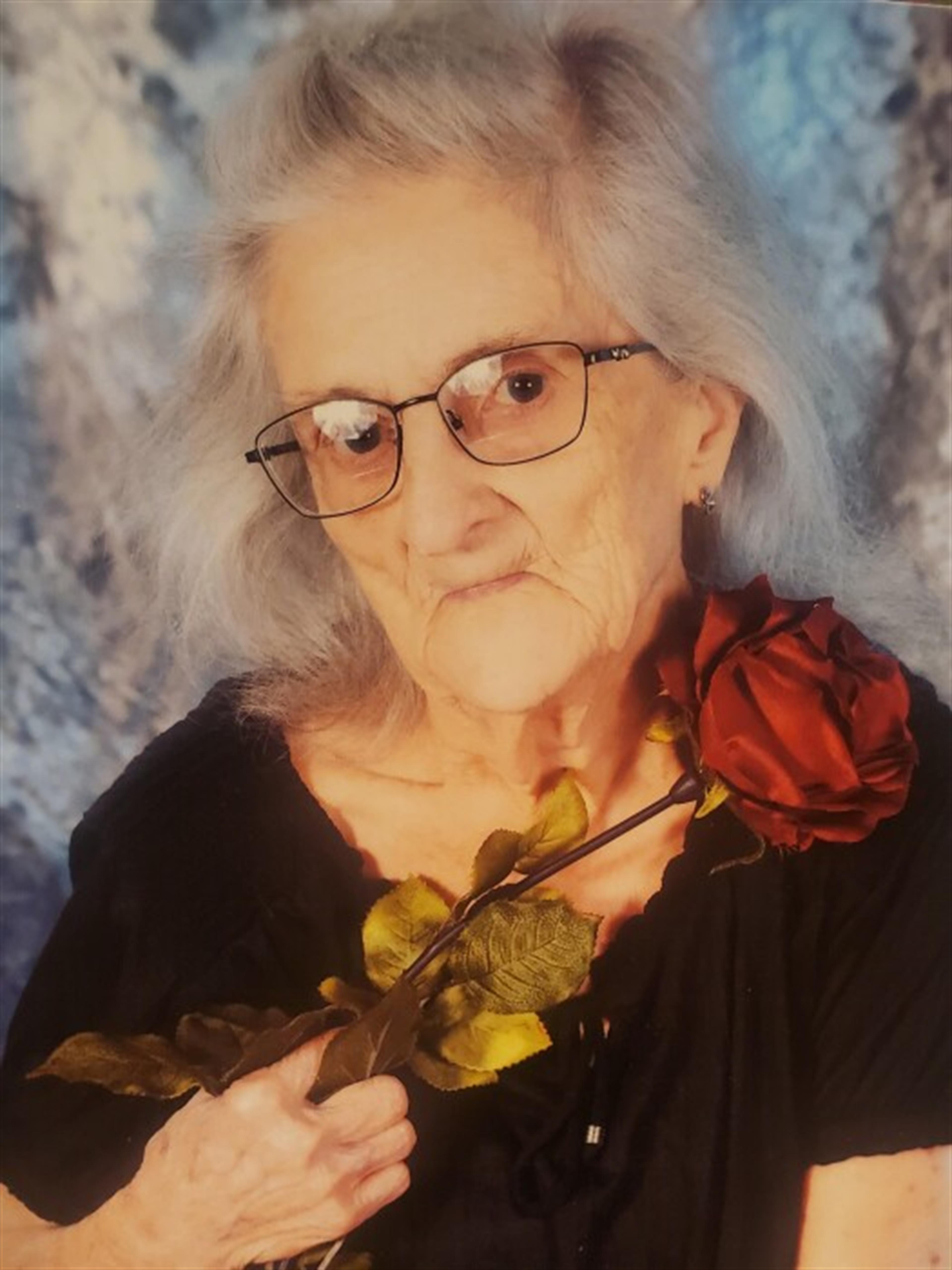 Pauline (Webb)  Busler