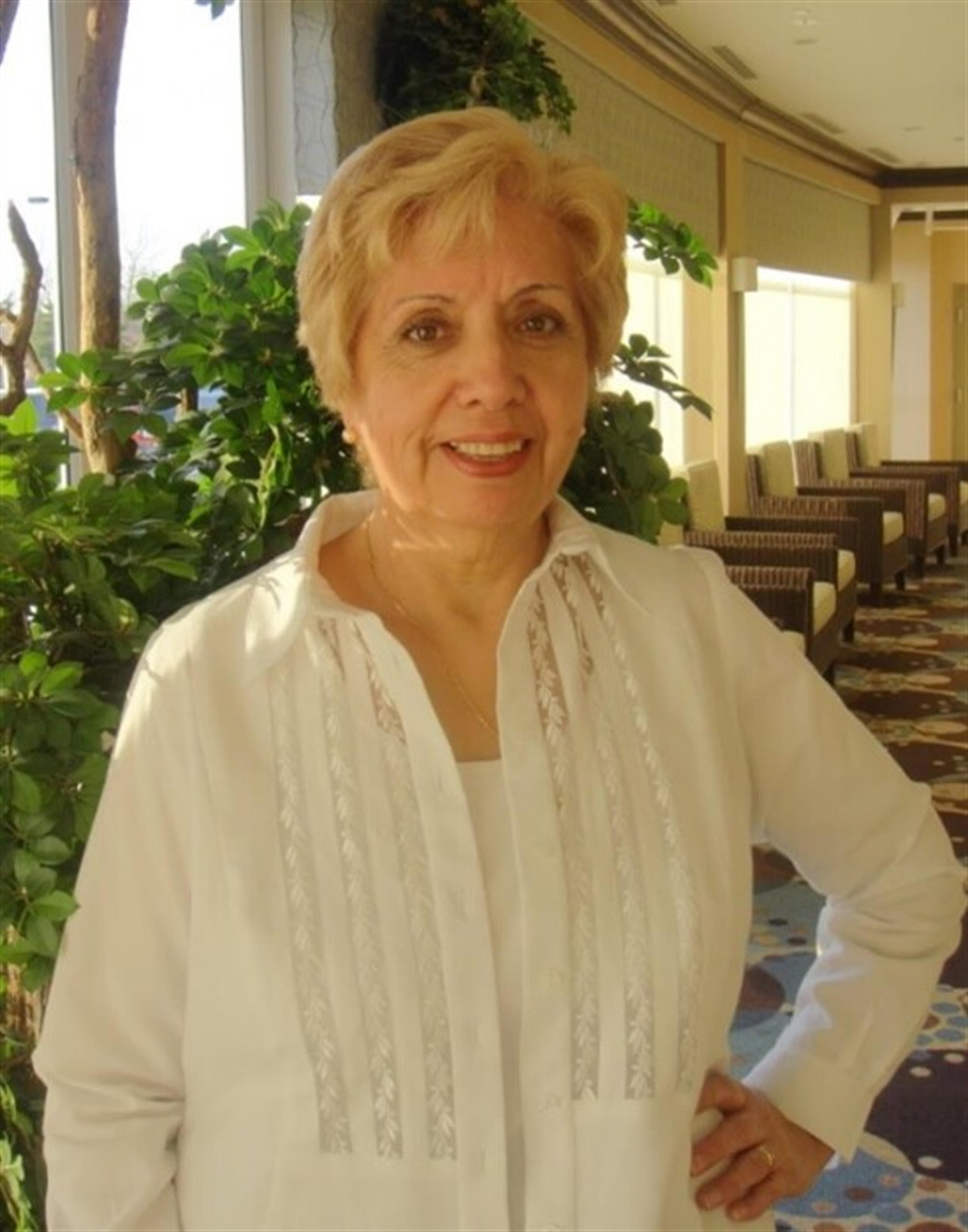 Eugenia Calderon-Reyes