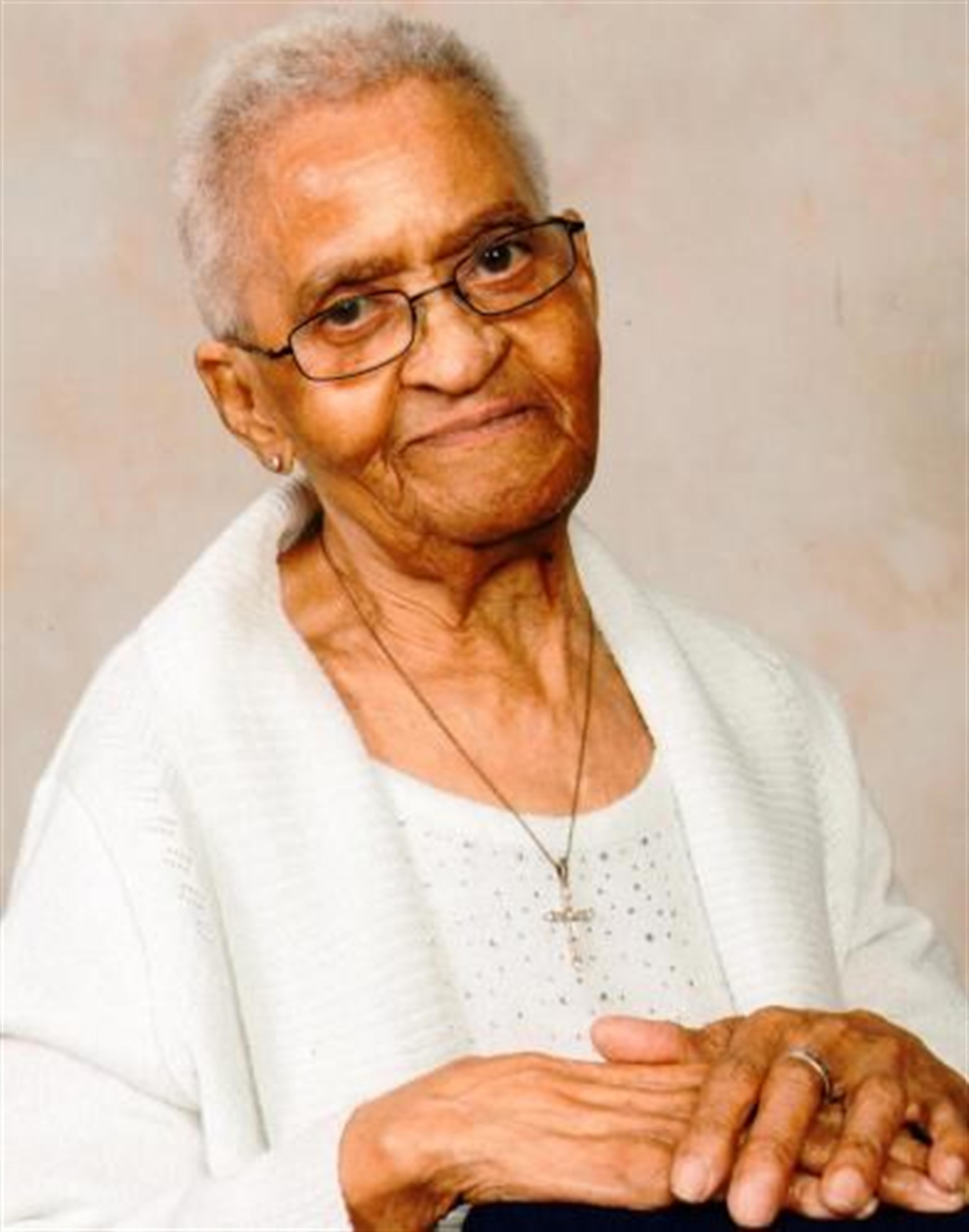 Marjorie Louise Hoy