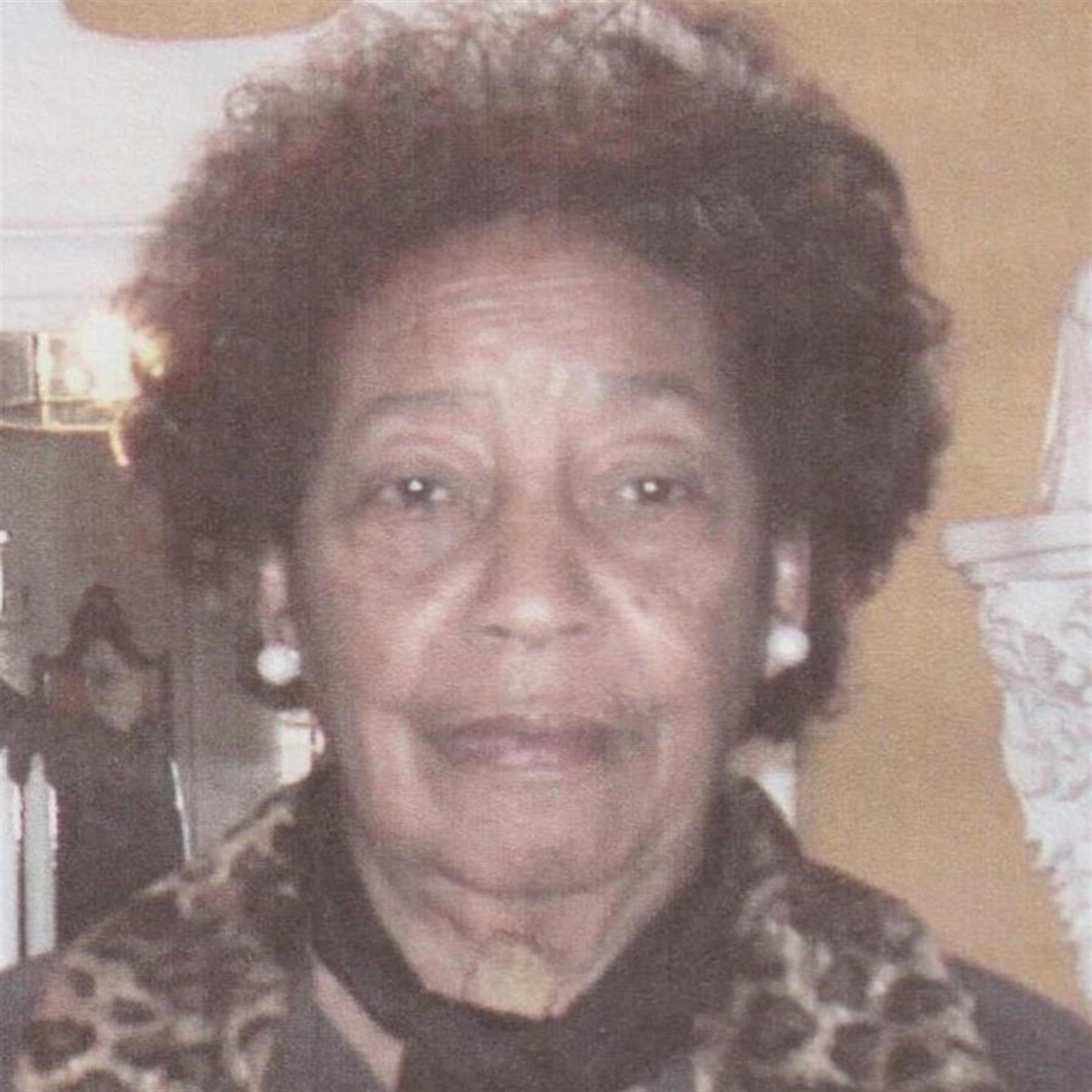 Dorena Moore Cullins Hall