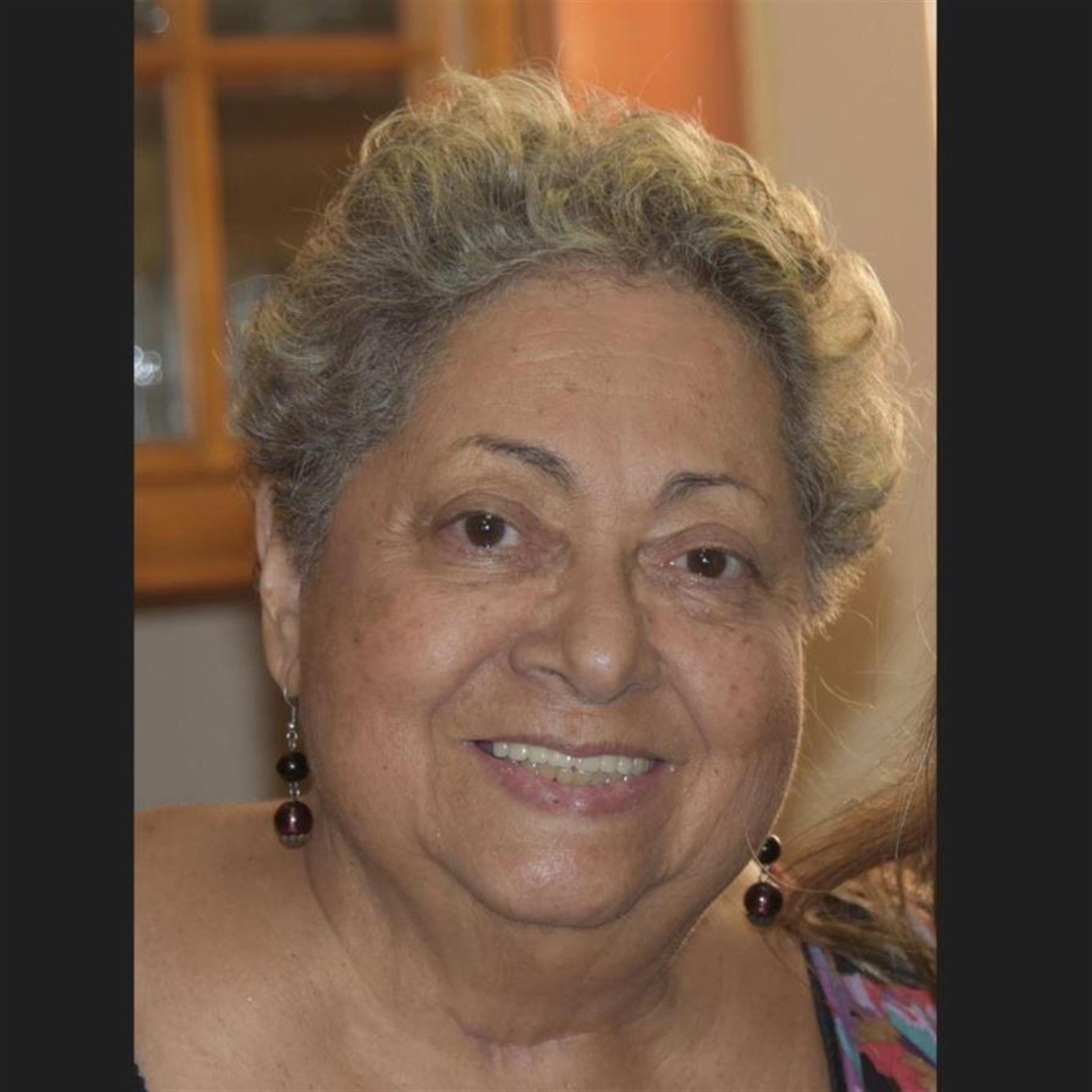 Glorinda Oliveros