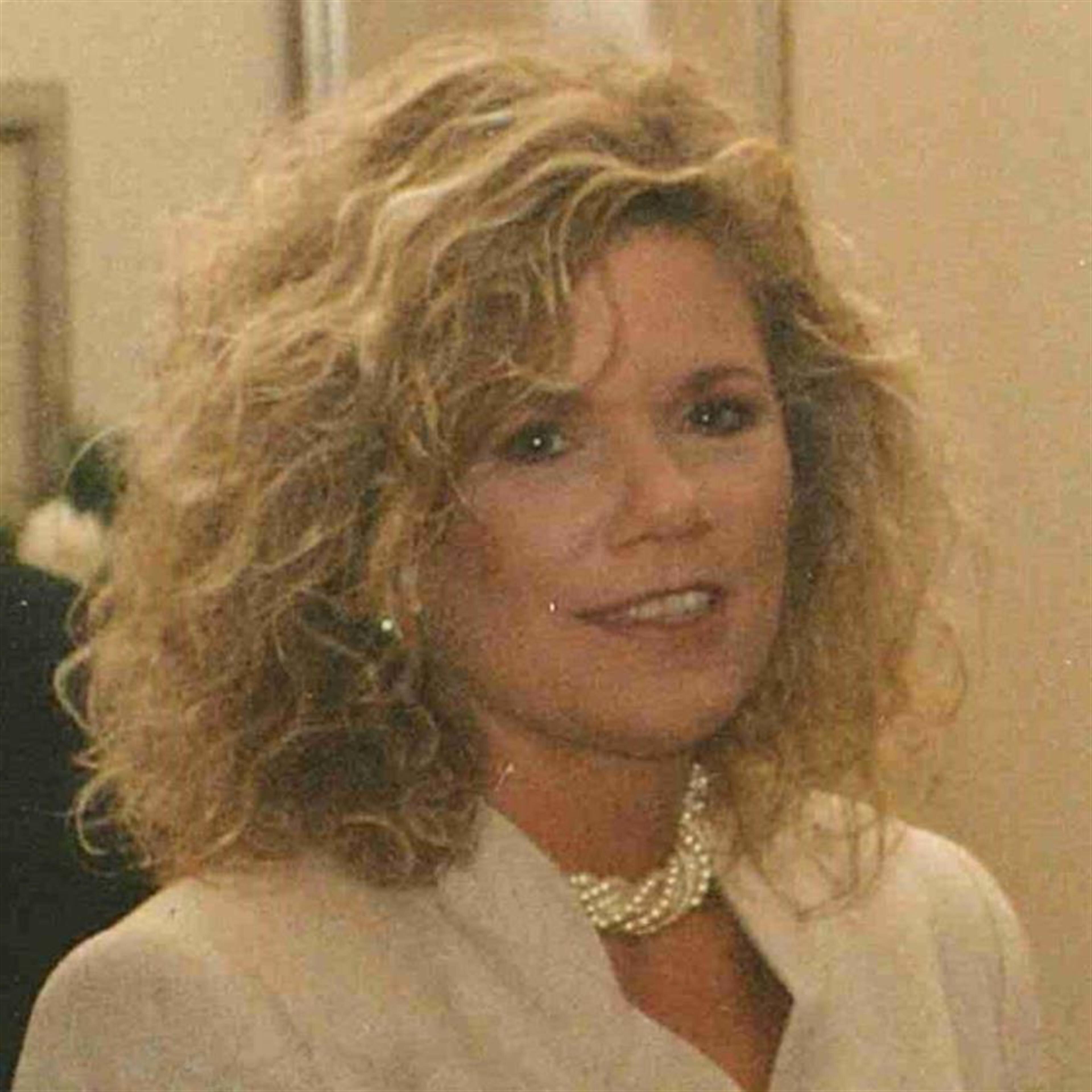 Stephanie Seney Leitch