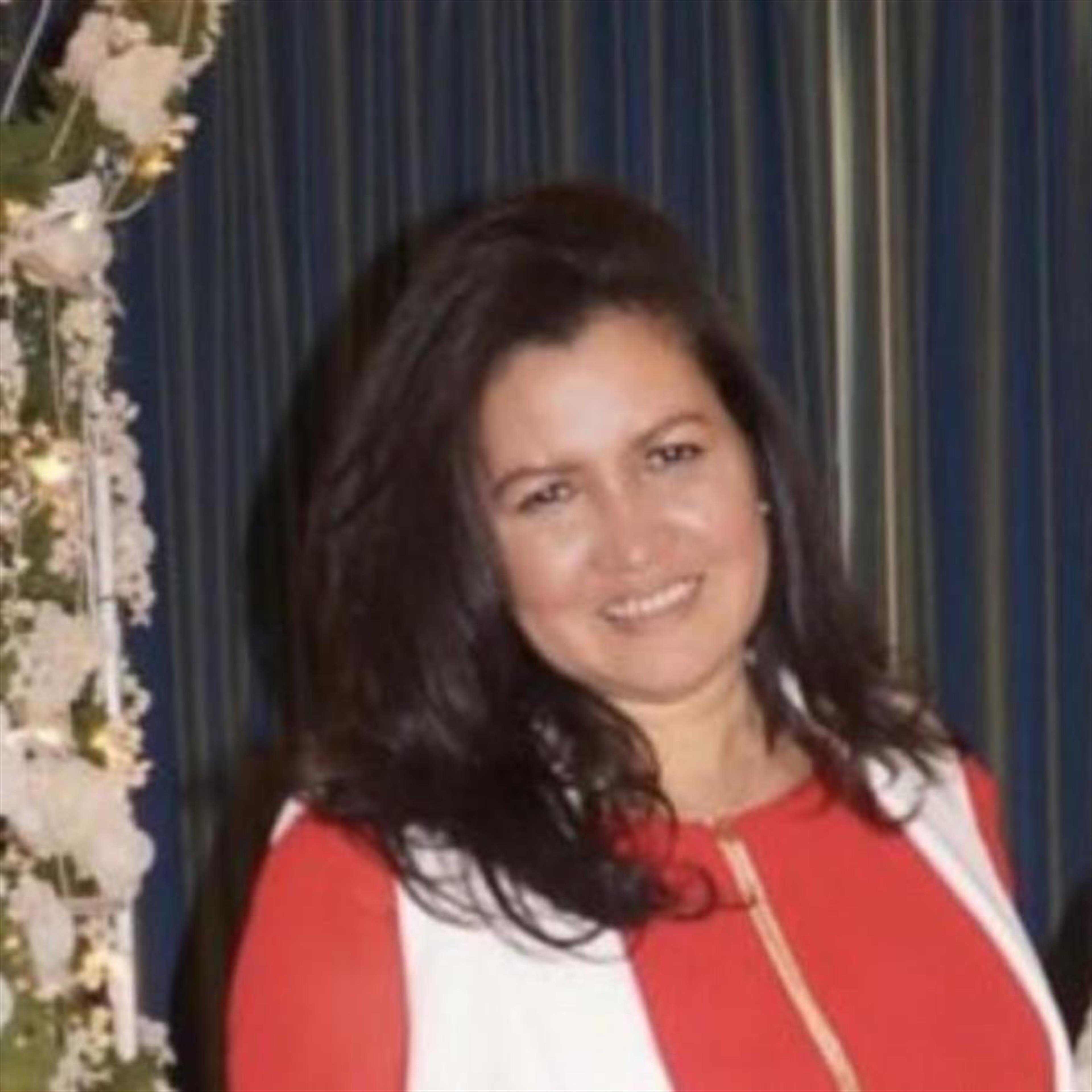 Yolanda Flores