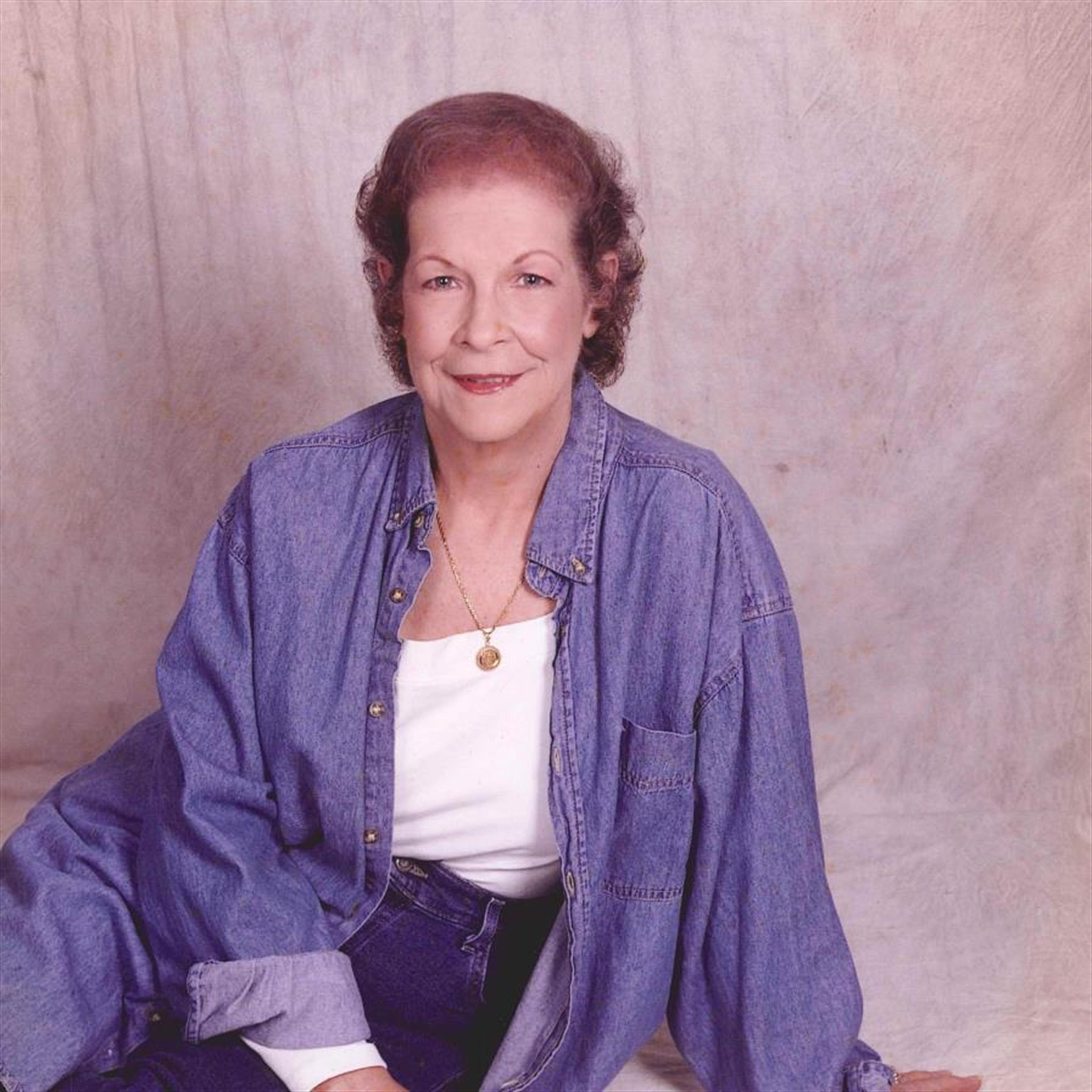 Earlene Carr