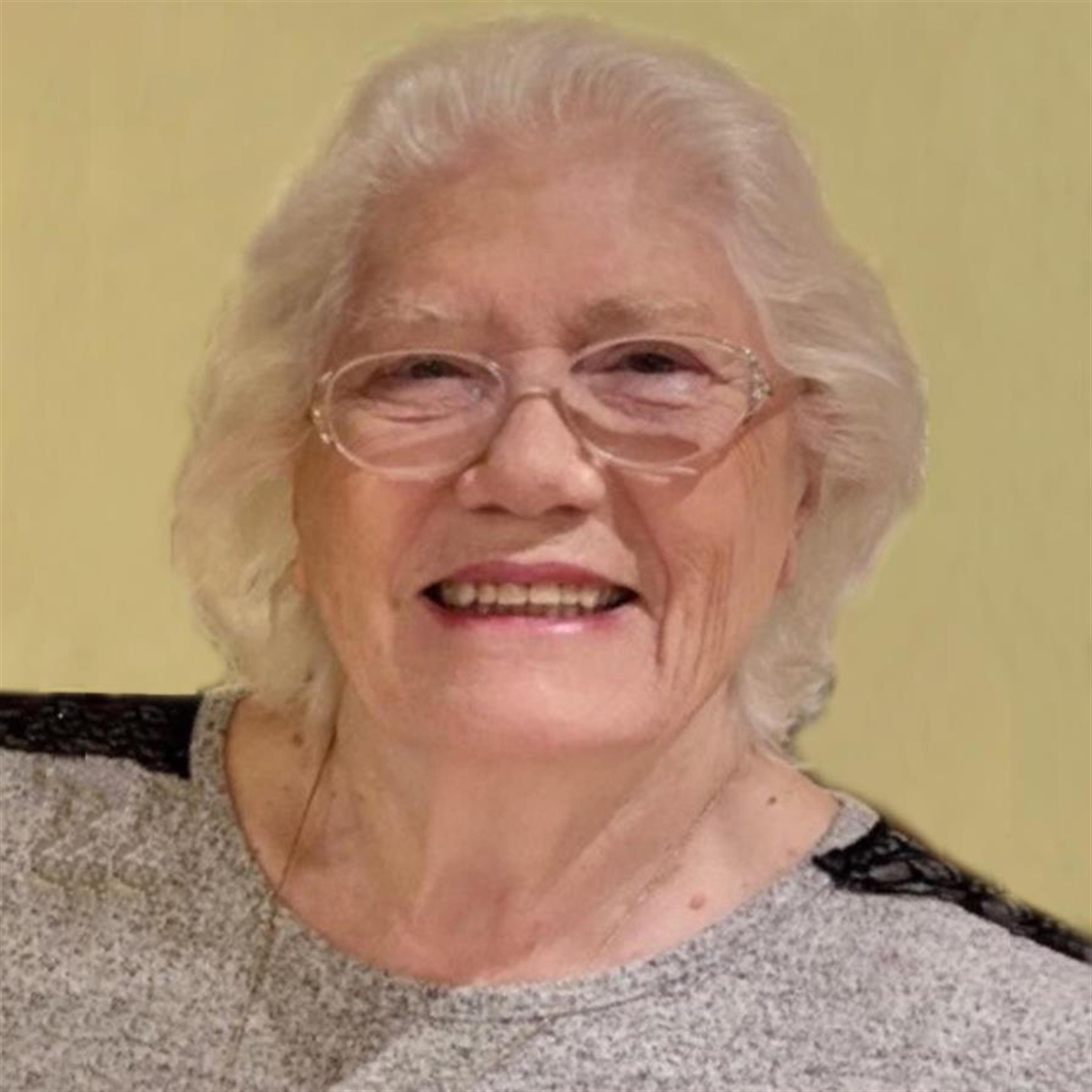 Joyce Lee Dickinson Suter