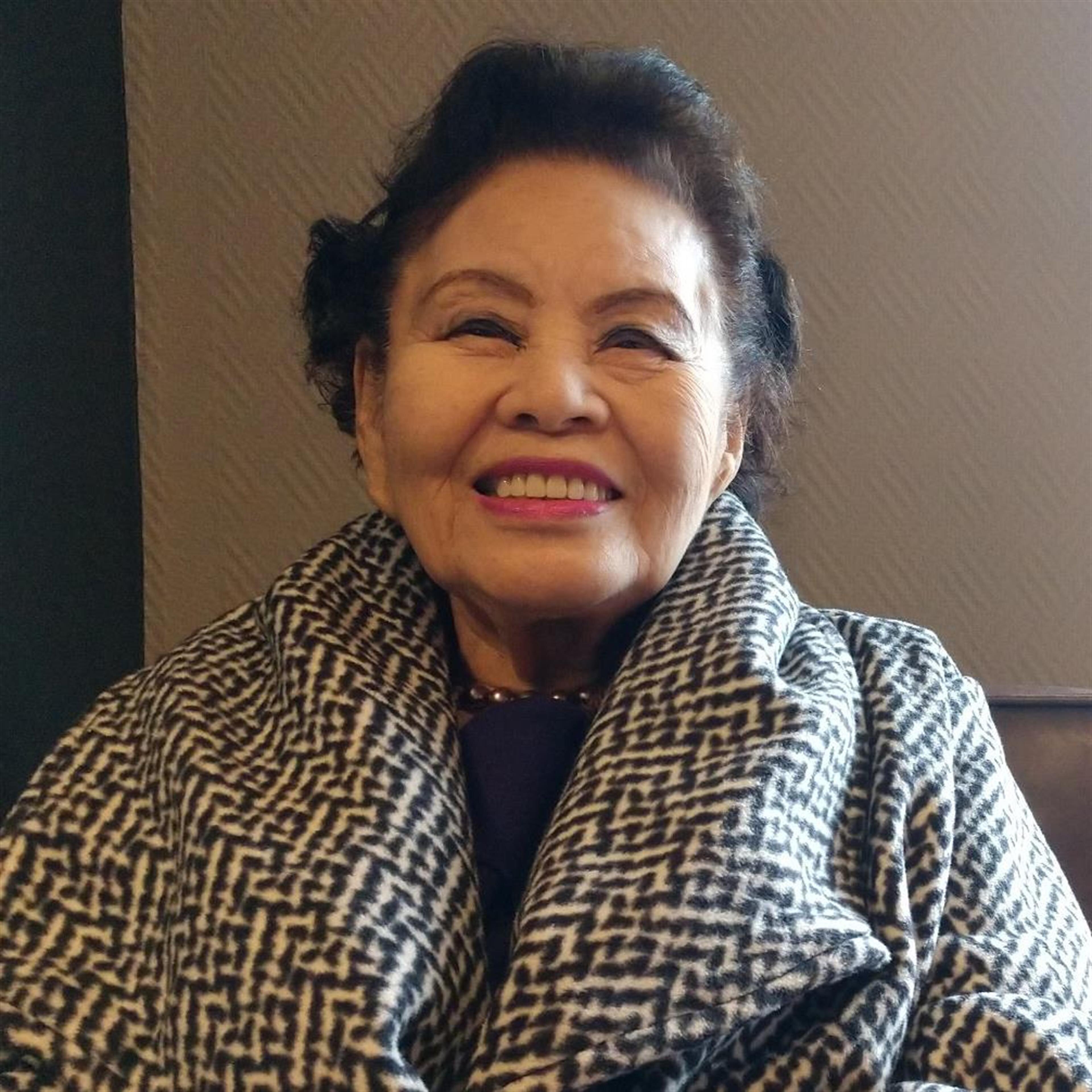 Gloria Lee