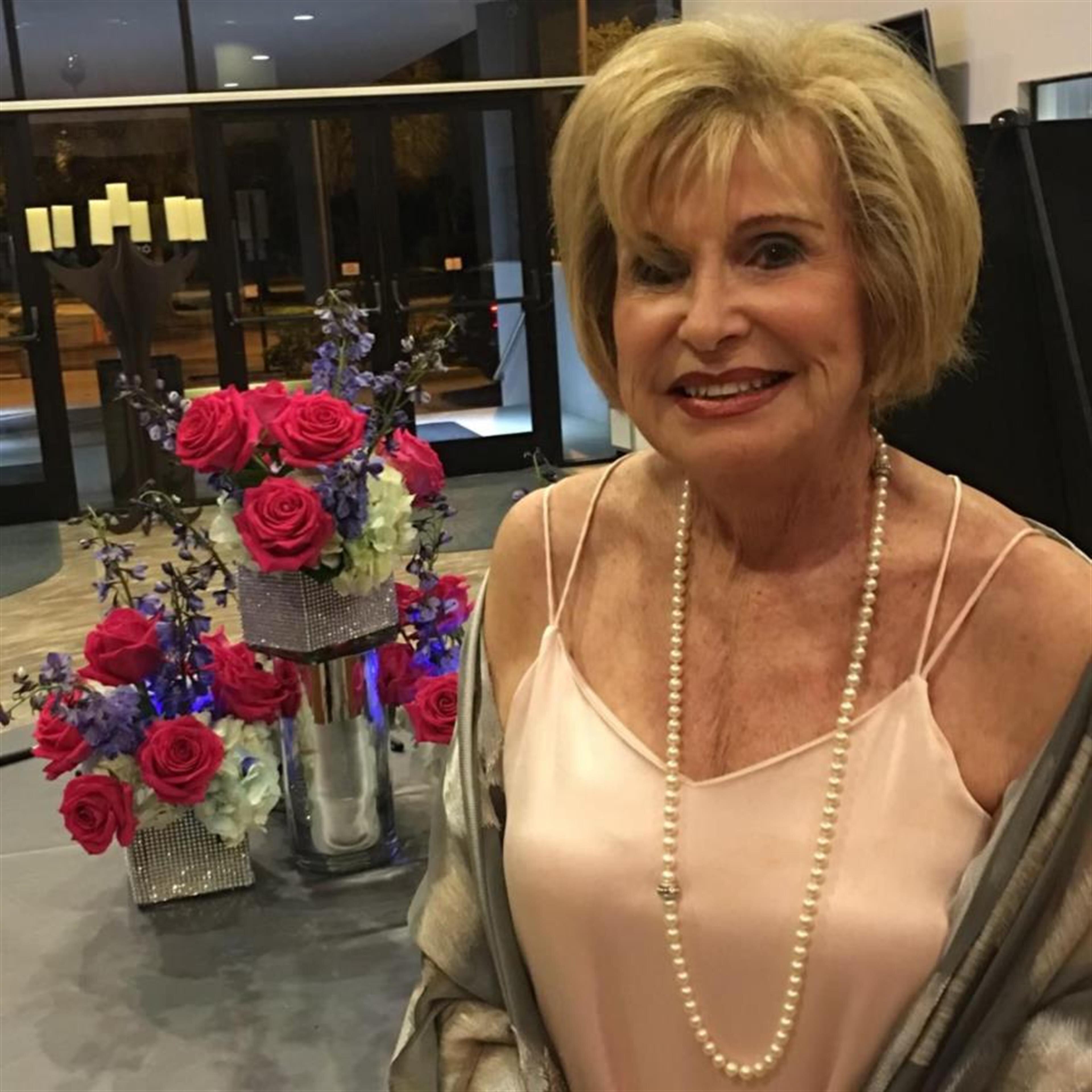 Gloria Einbinder