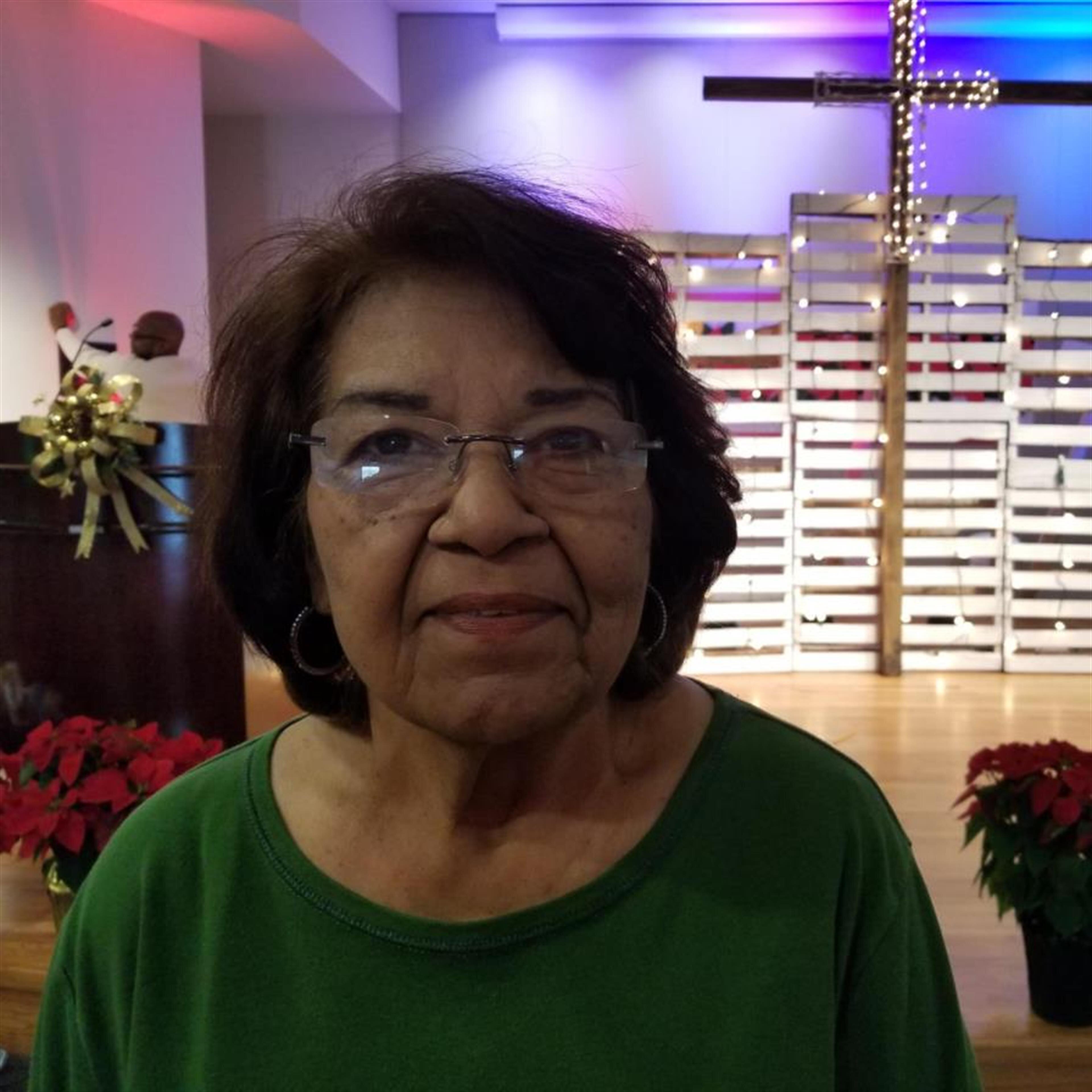 Adelina Mireles