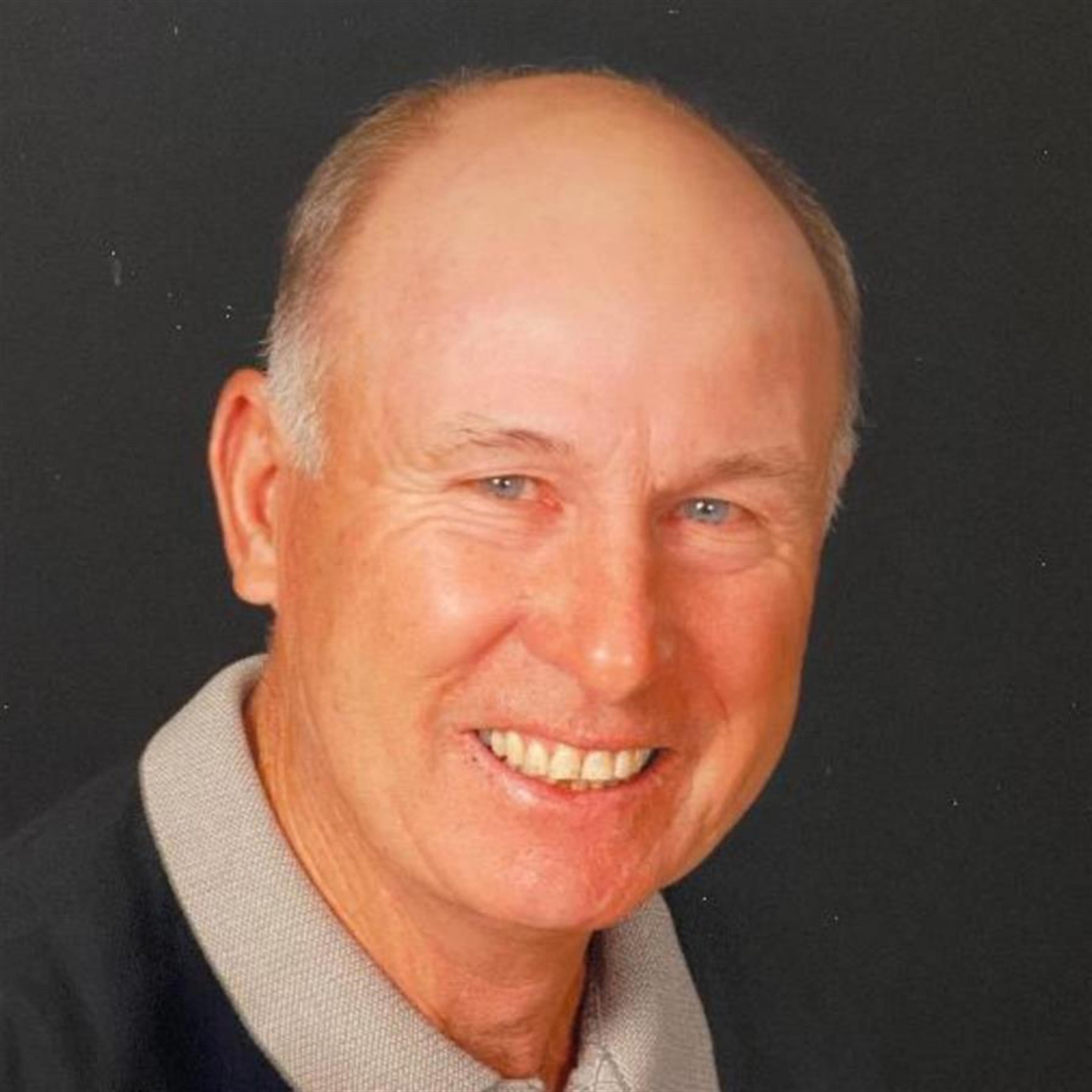 Frank J. Senger's obituary picture