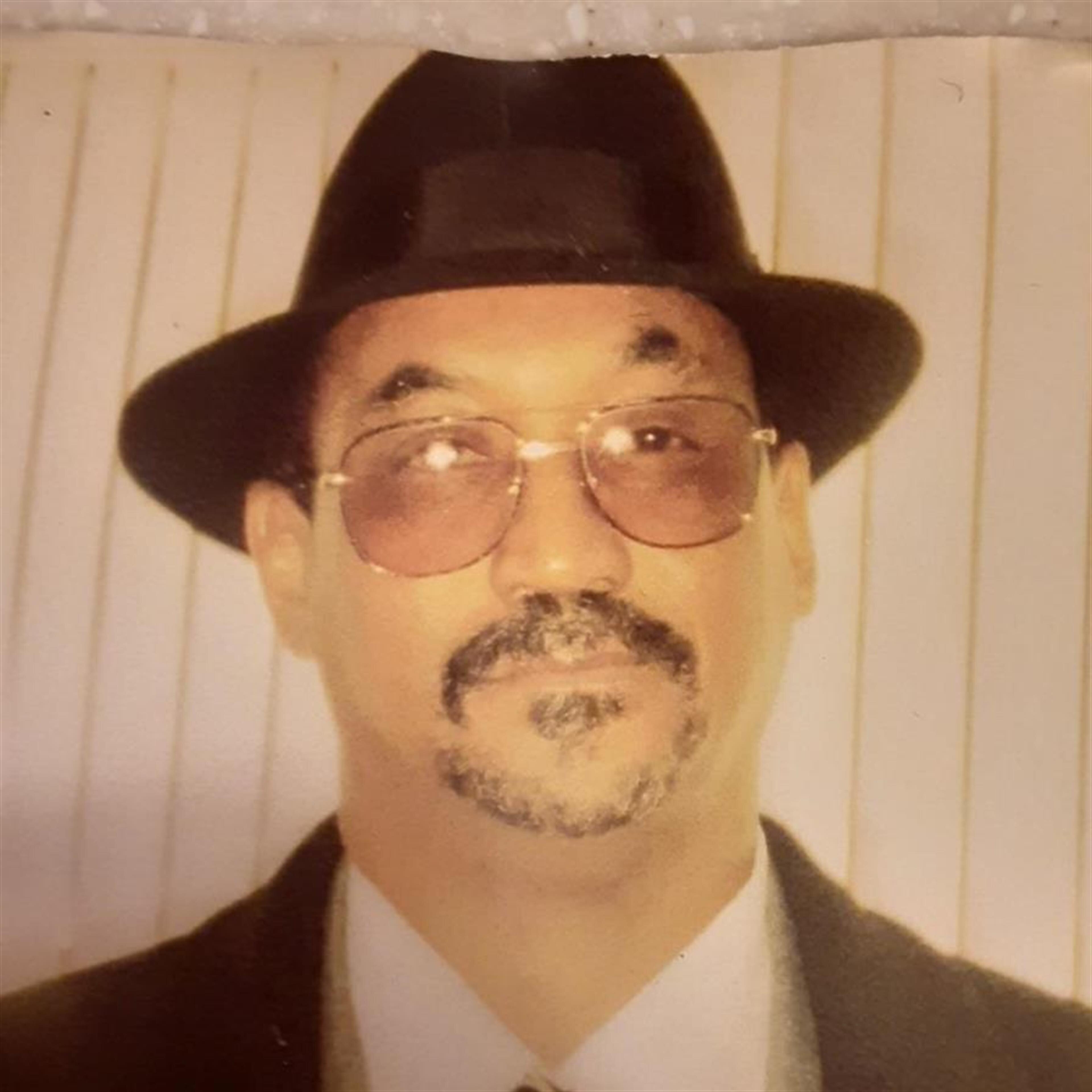 Arnold Lee Riley