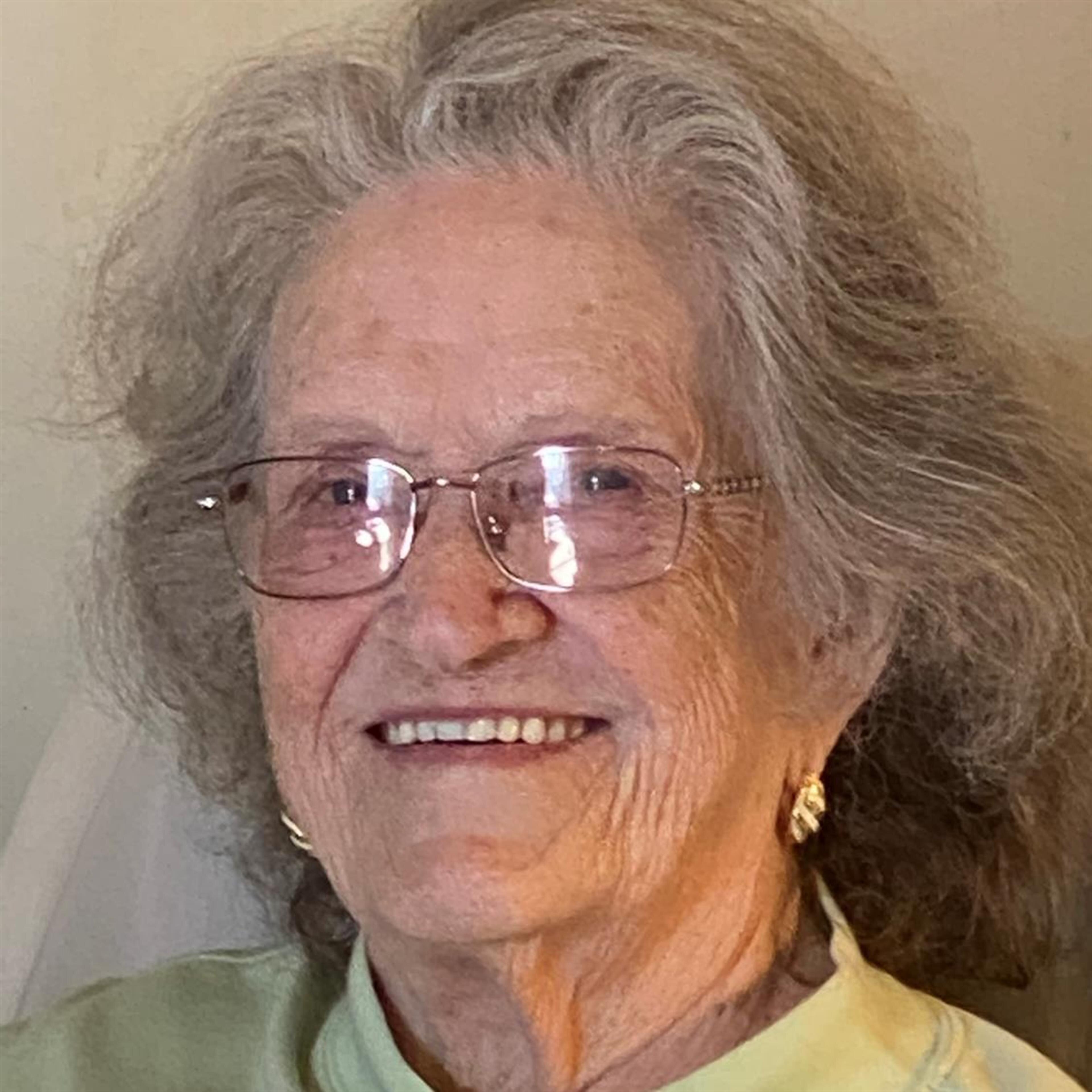 Vivian Rae Lowrey