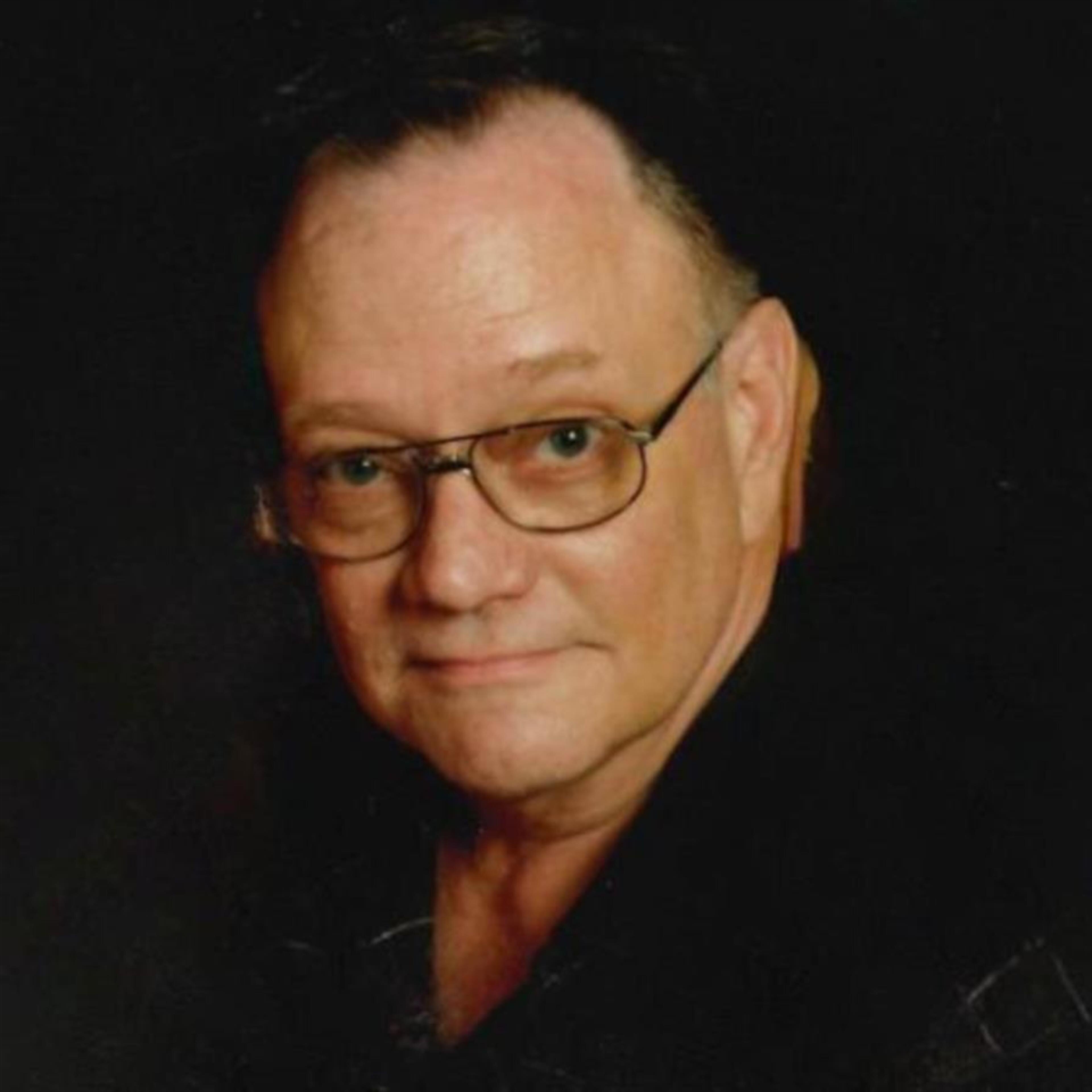 Jerry  Lyons