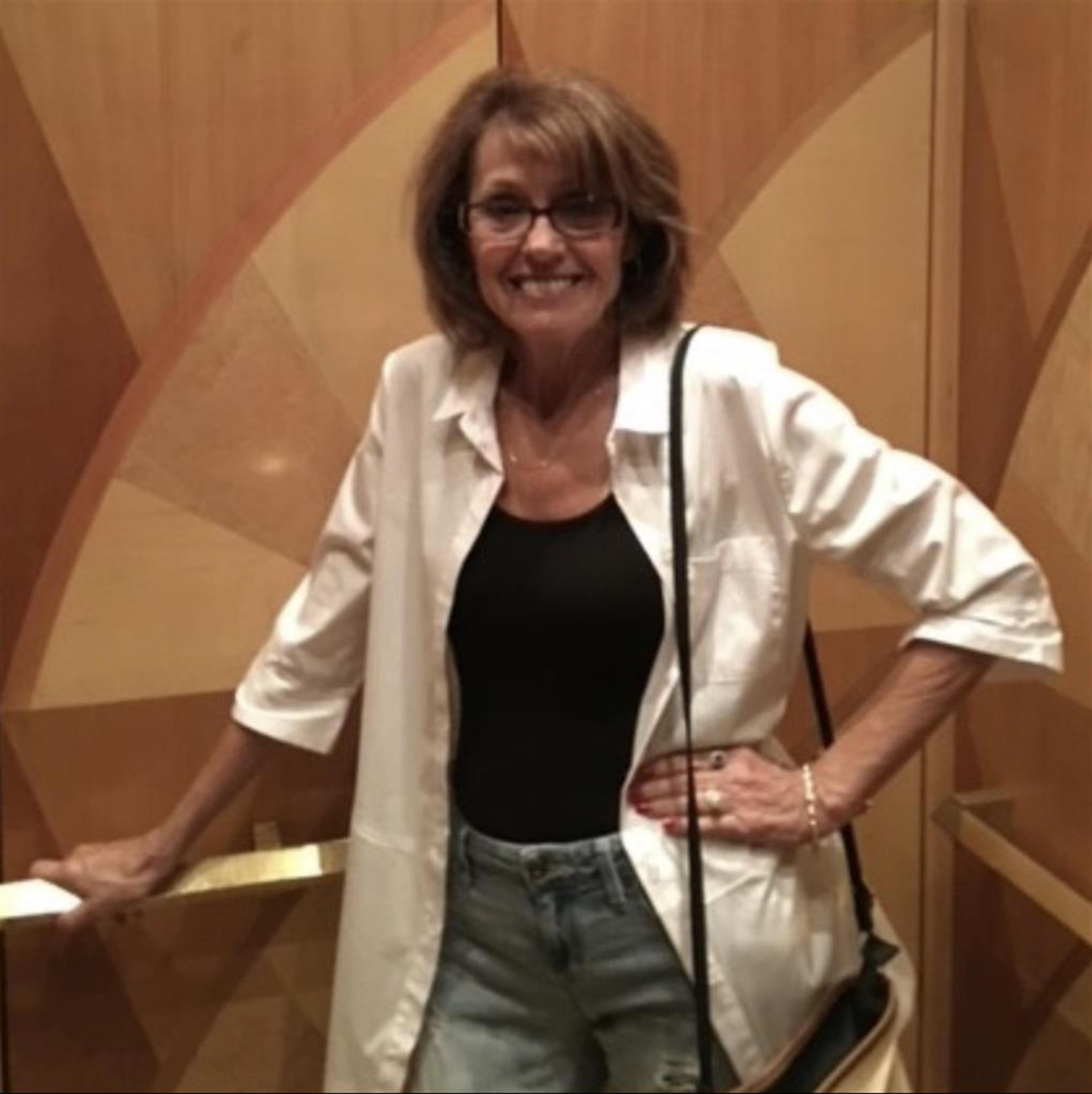 Helen Barbara Dickerson's obituary picture