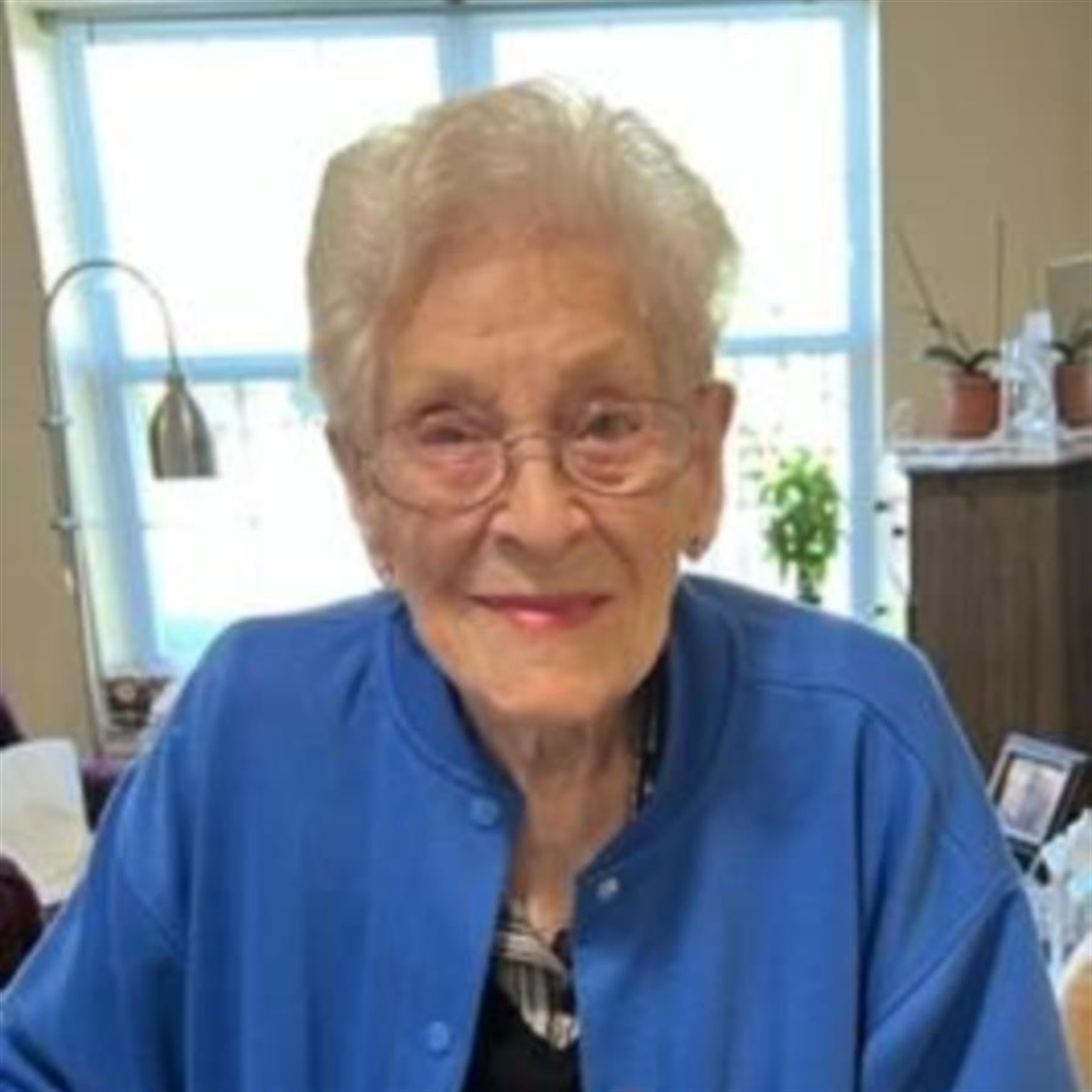 Mae J. O'Neal's obituary picture