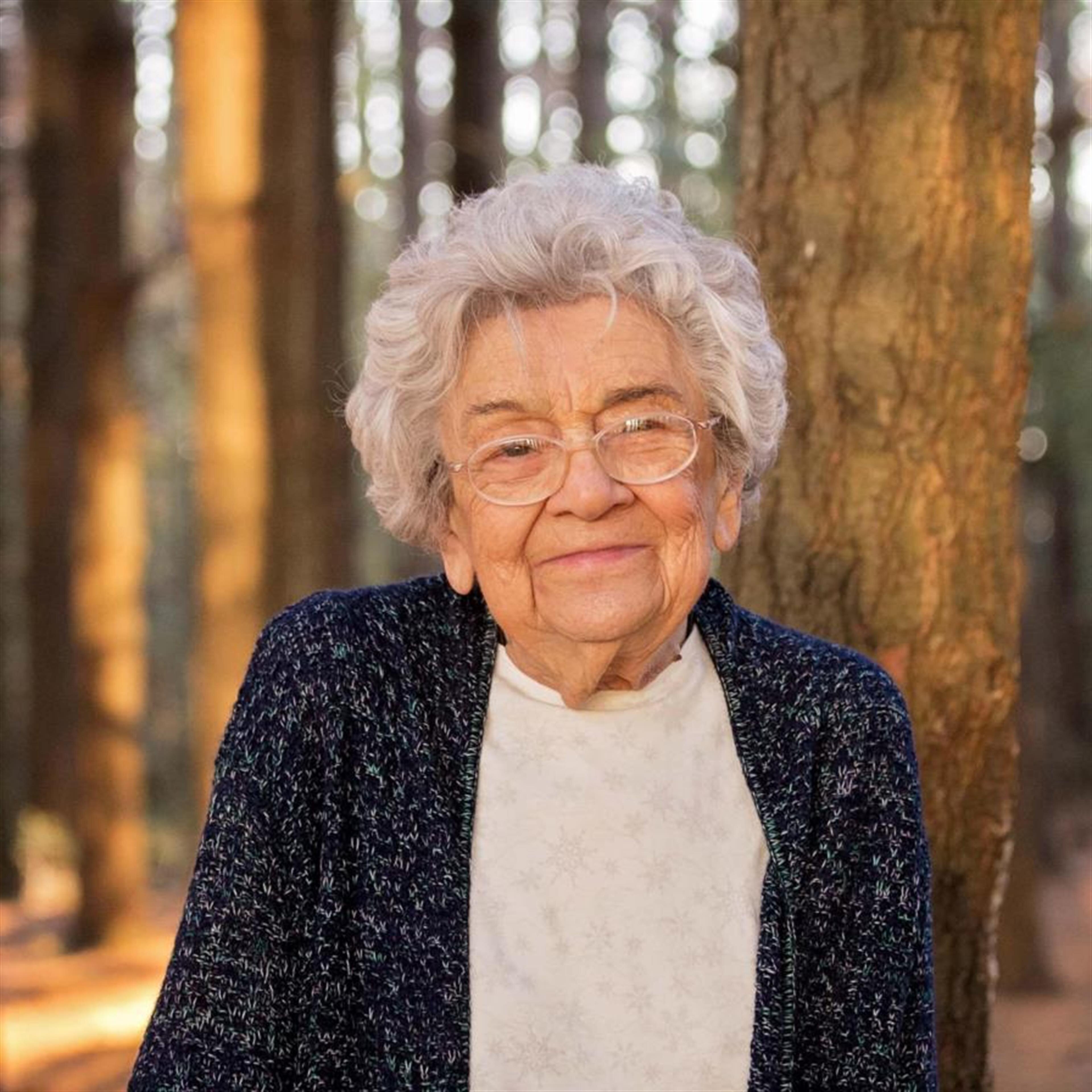 Maxine Bessie David