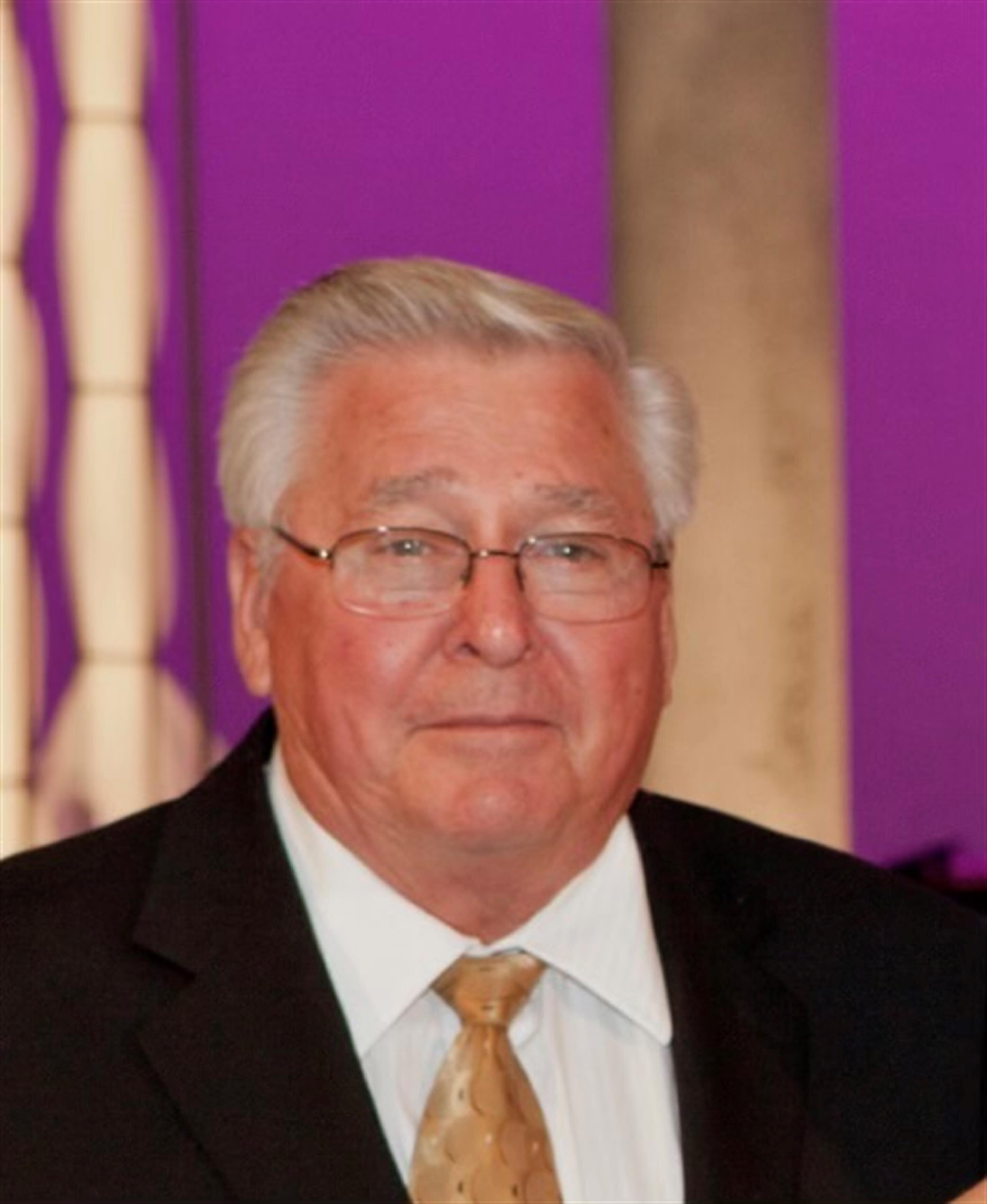 Robert Koslosky