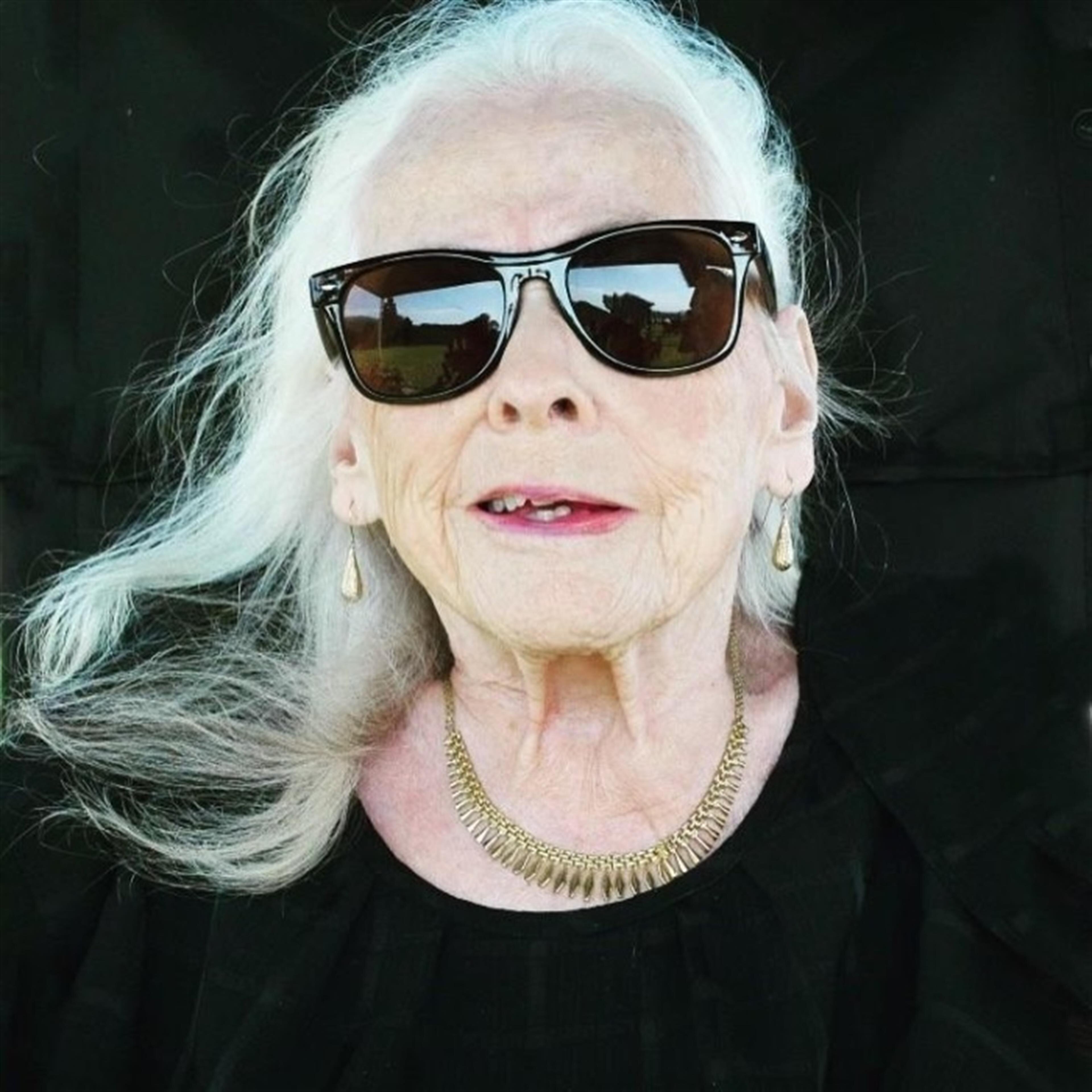 Barbara Lorraine (Smith)  Olsen