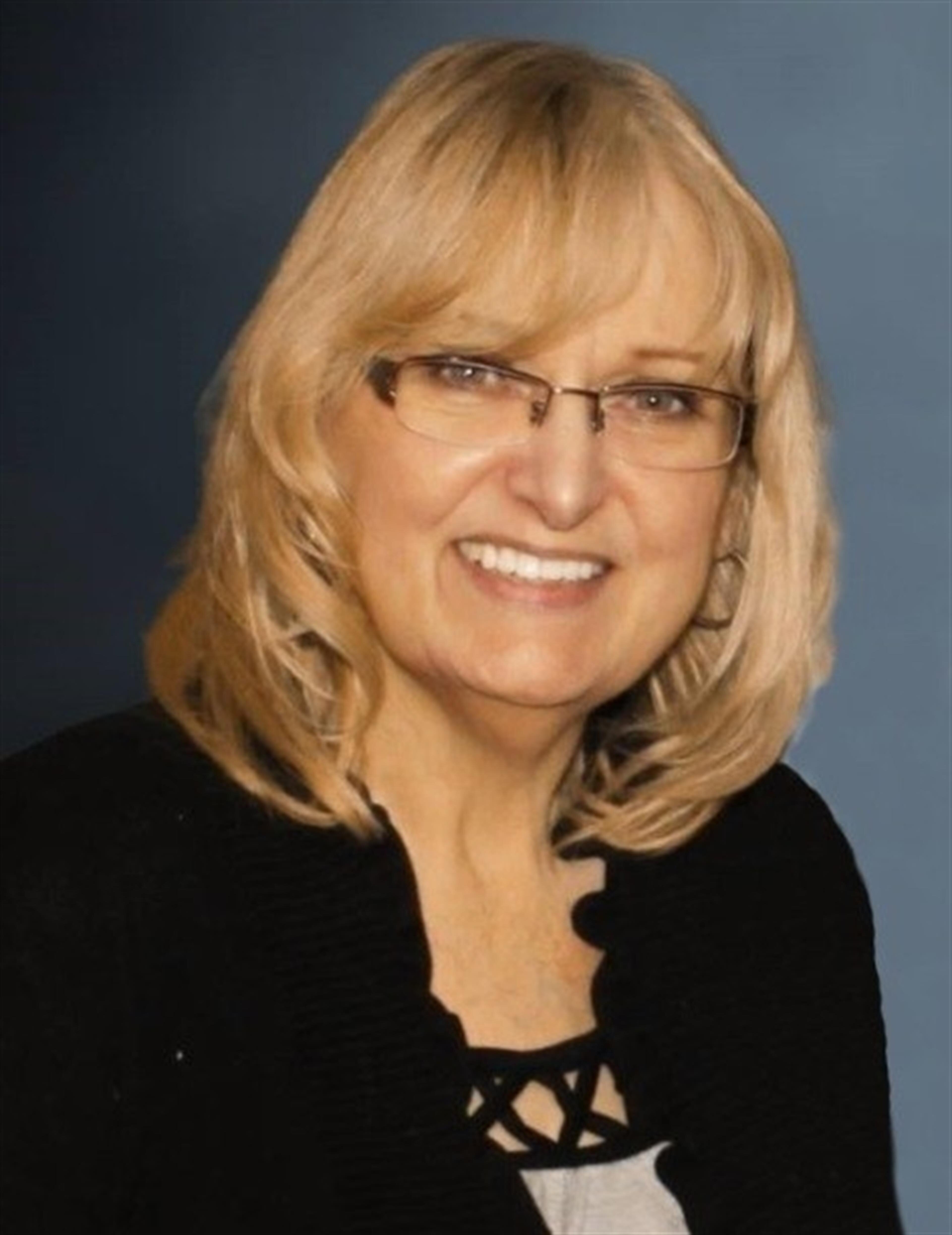 Danielle L. Loader