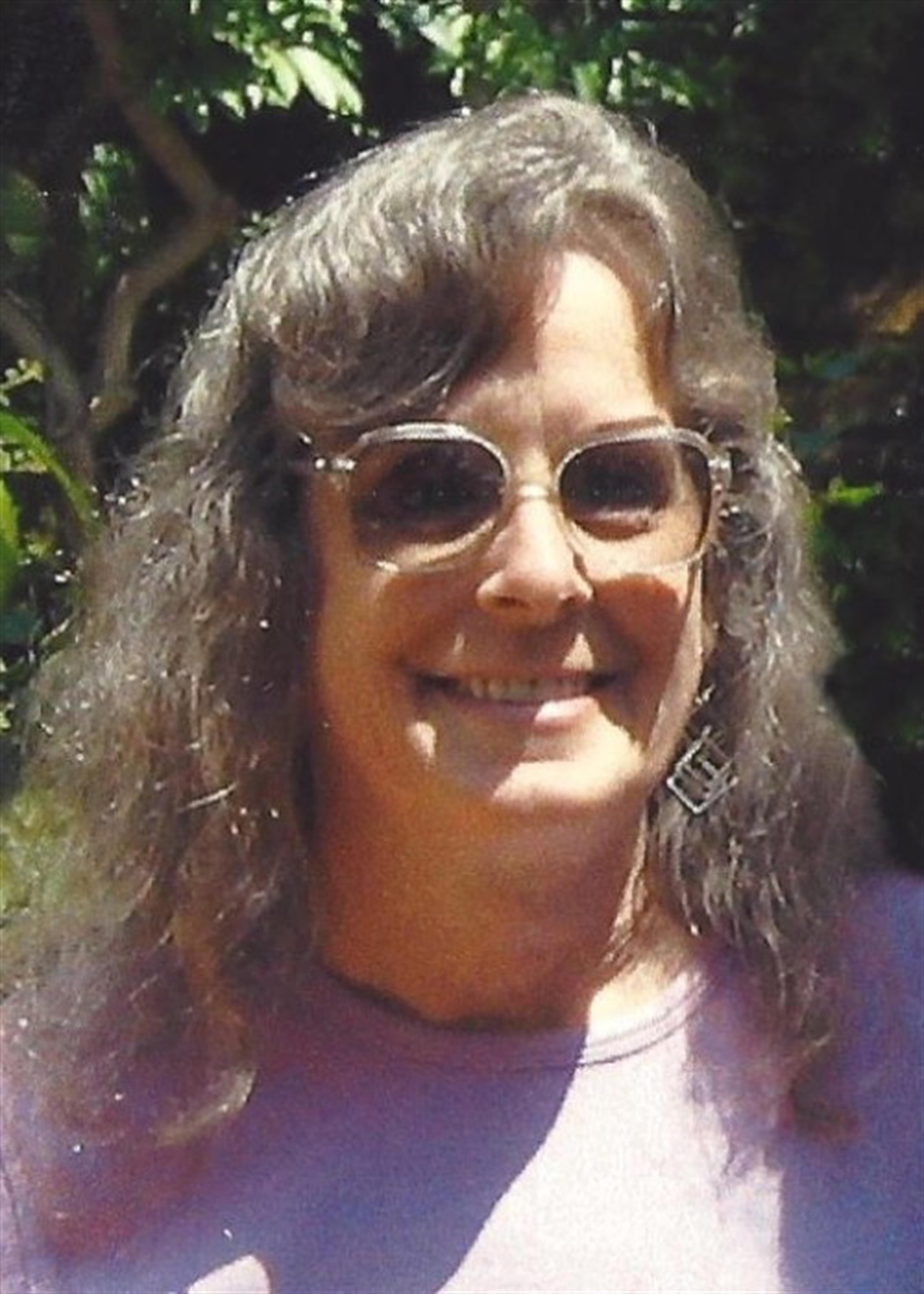 Thelma "Cis" Chupa