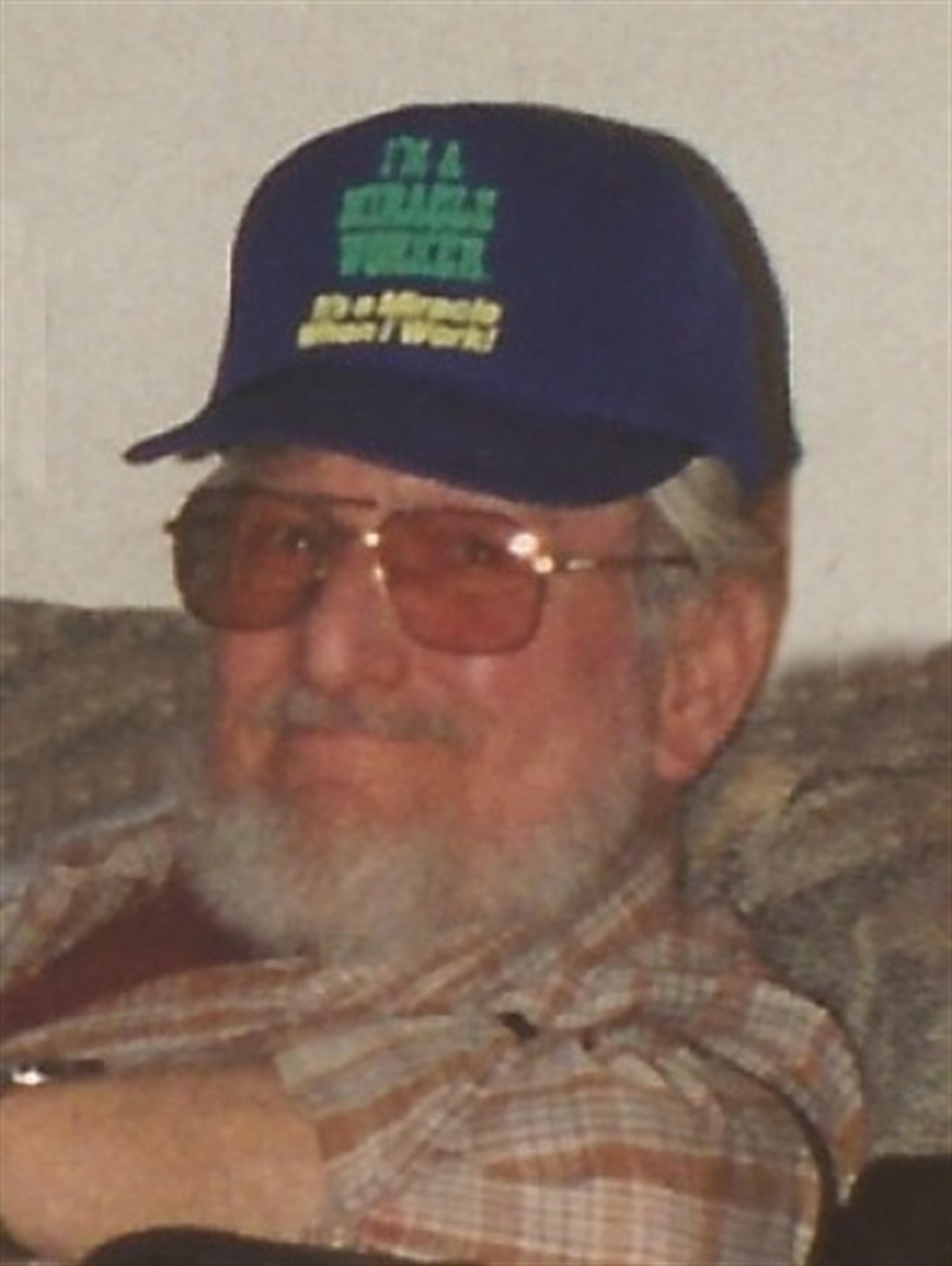 Wayne W Hoffstetter