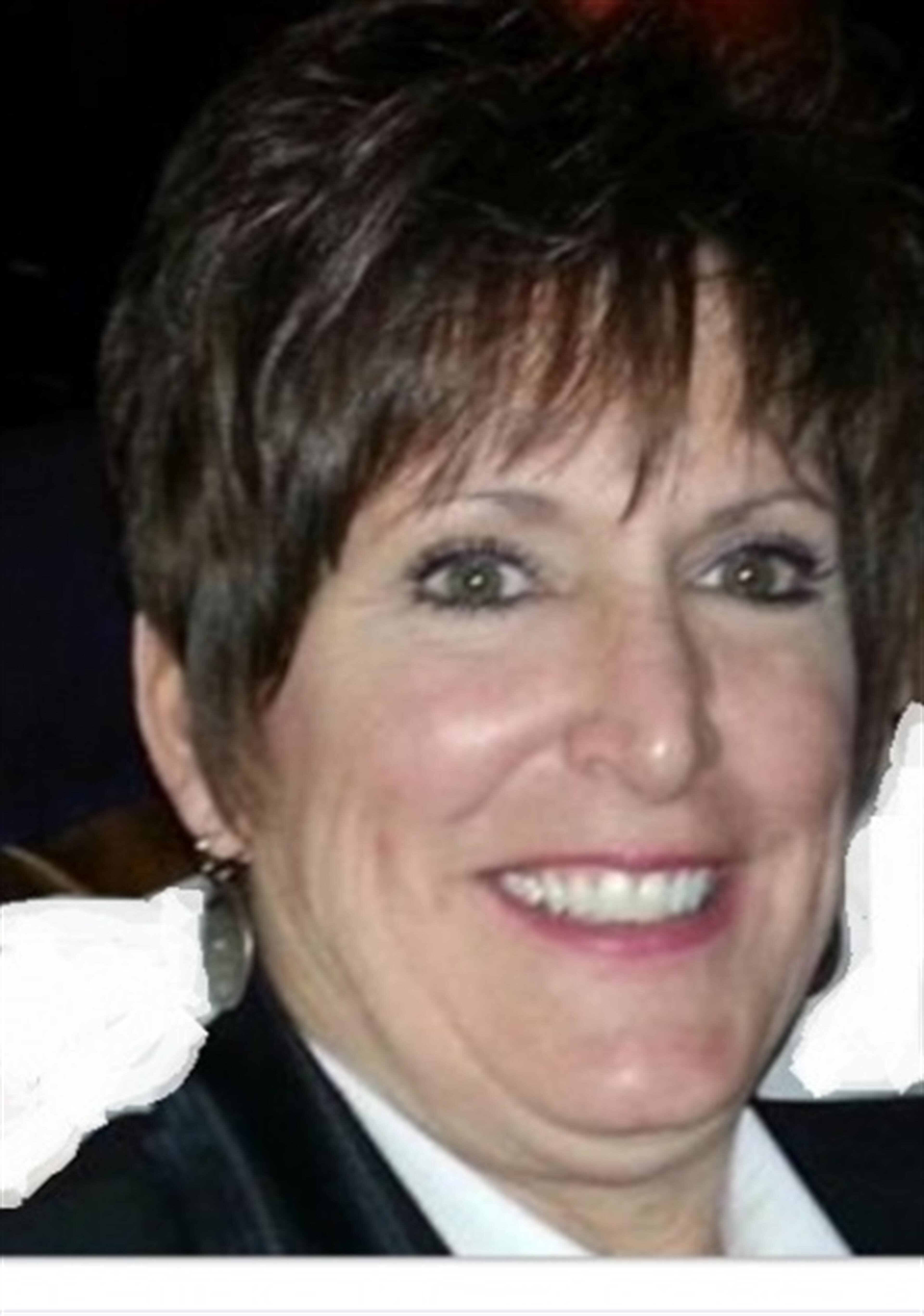 Teresa Beth Hampton