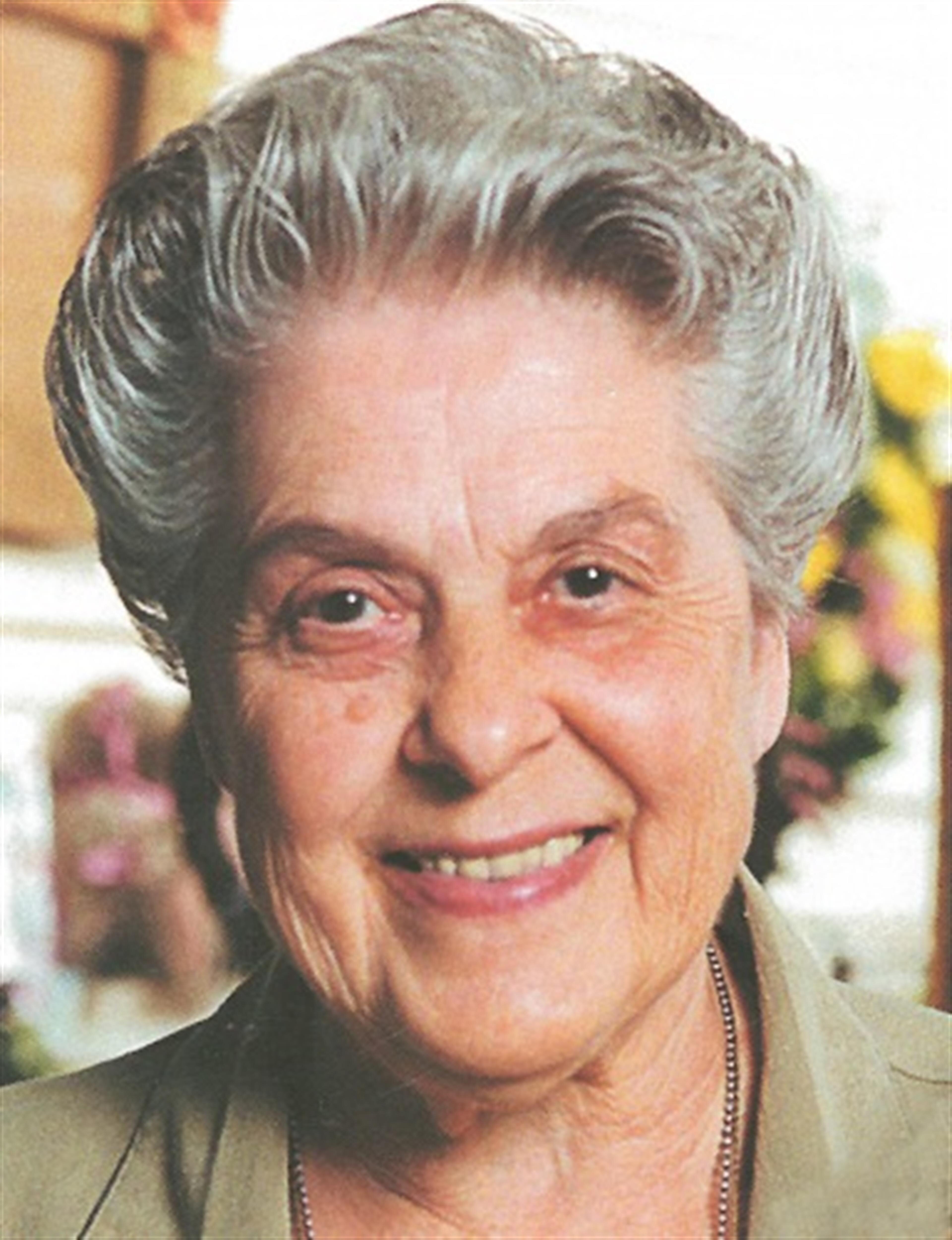 Sara "Sally" Stone