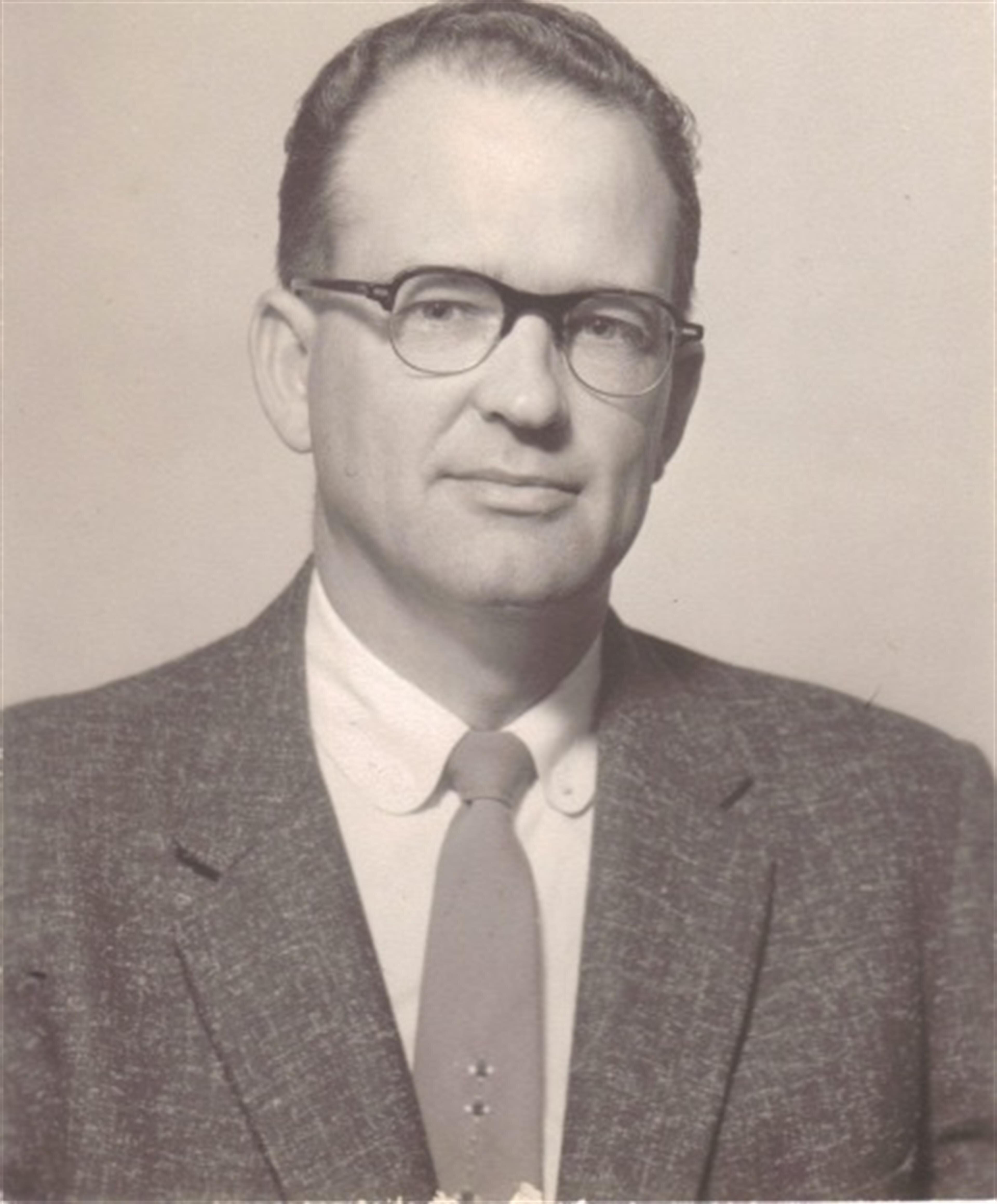 William R Spencer, Jr