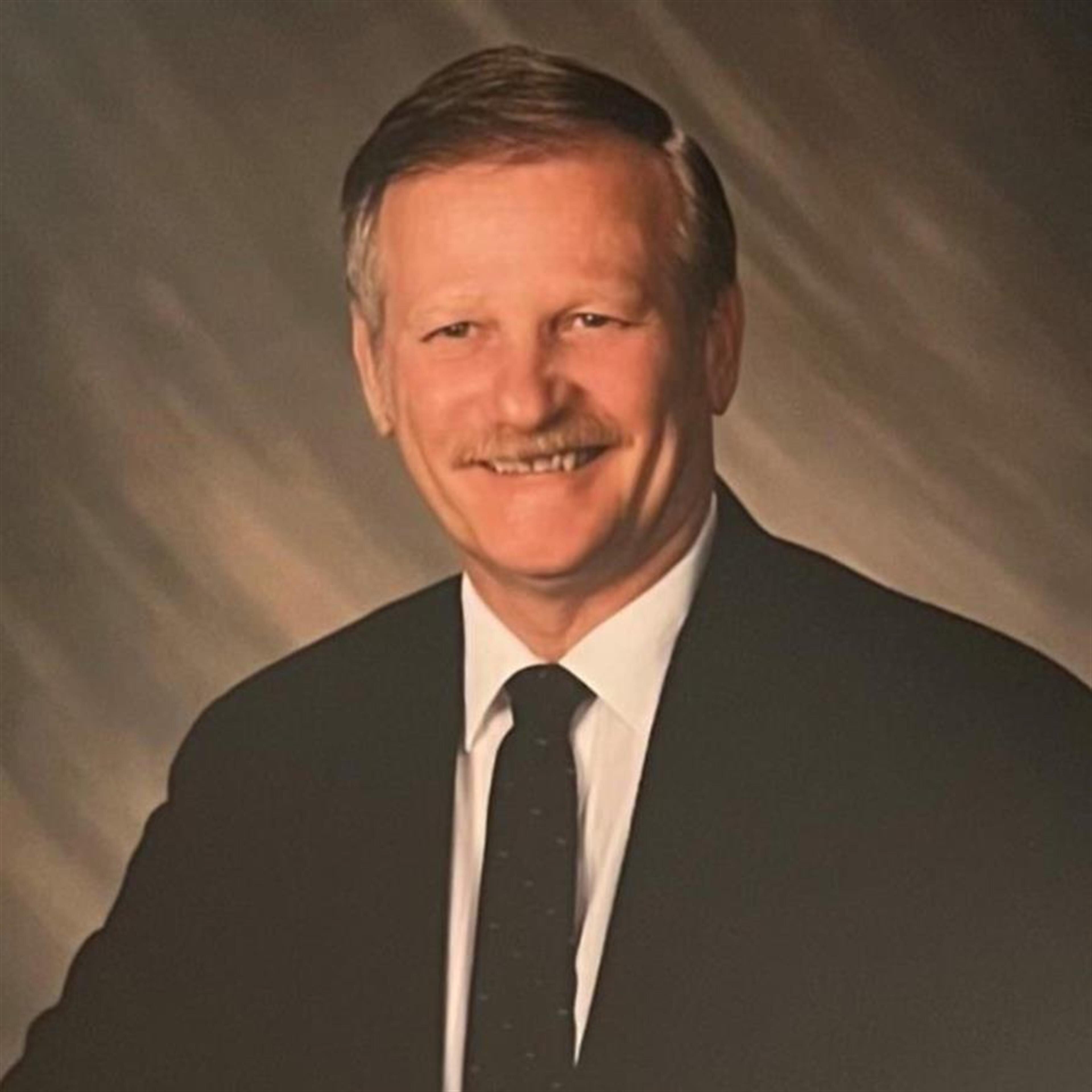 Robert Wayne Loomis Sr.