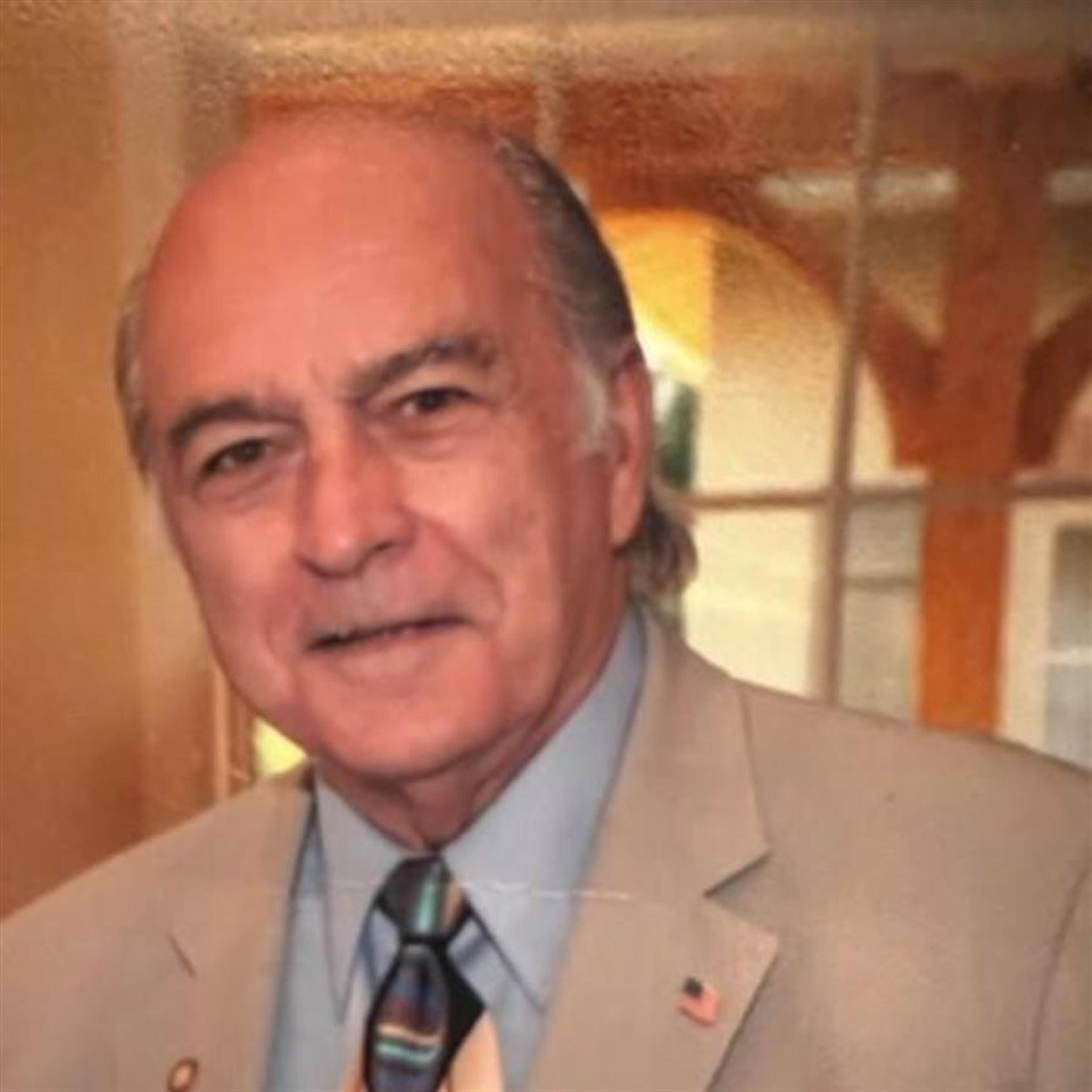 Col Robert J Guidry
