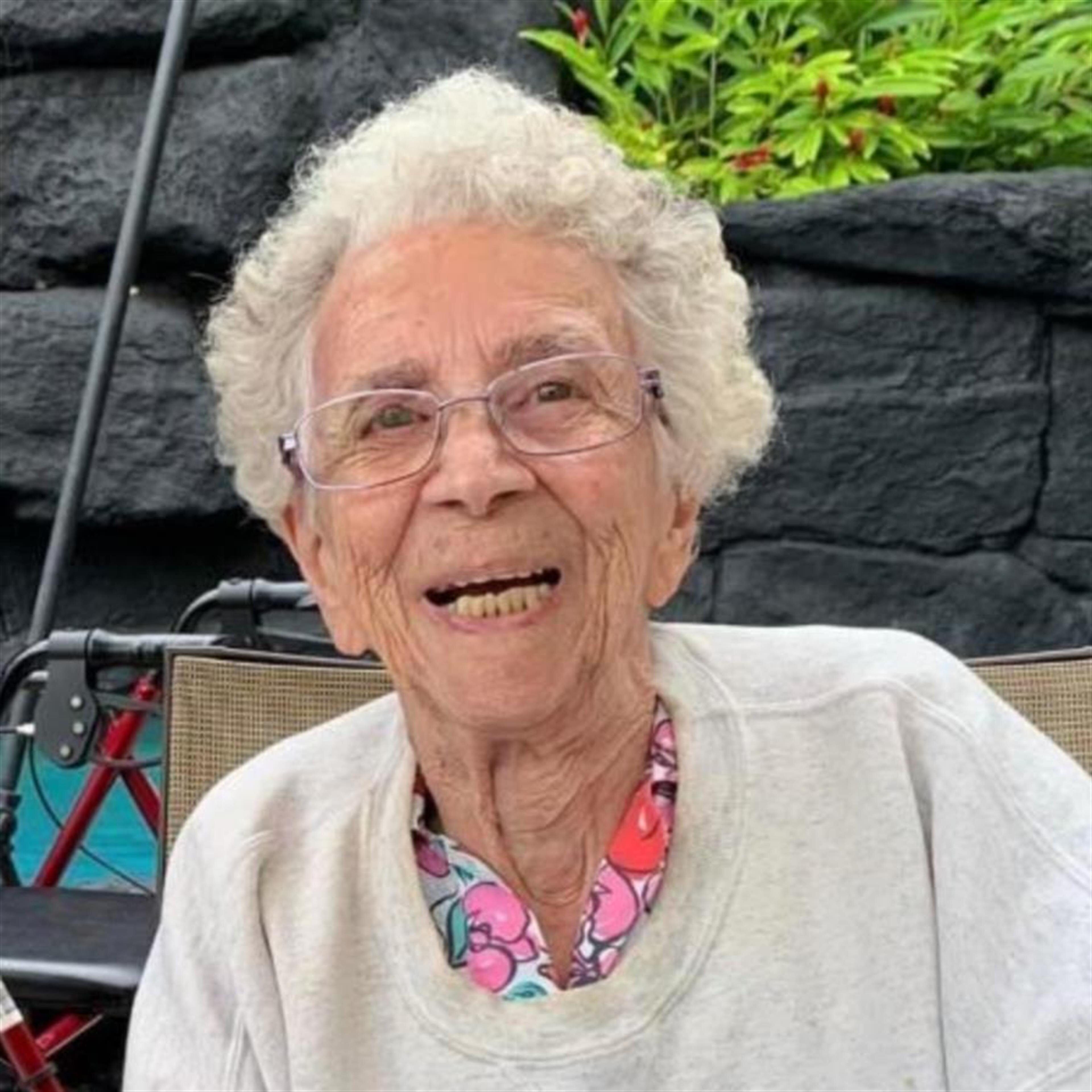 Juanita Arden Smith