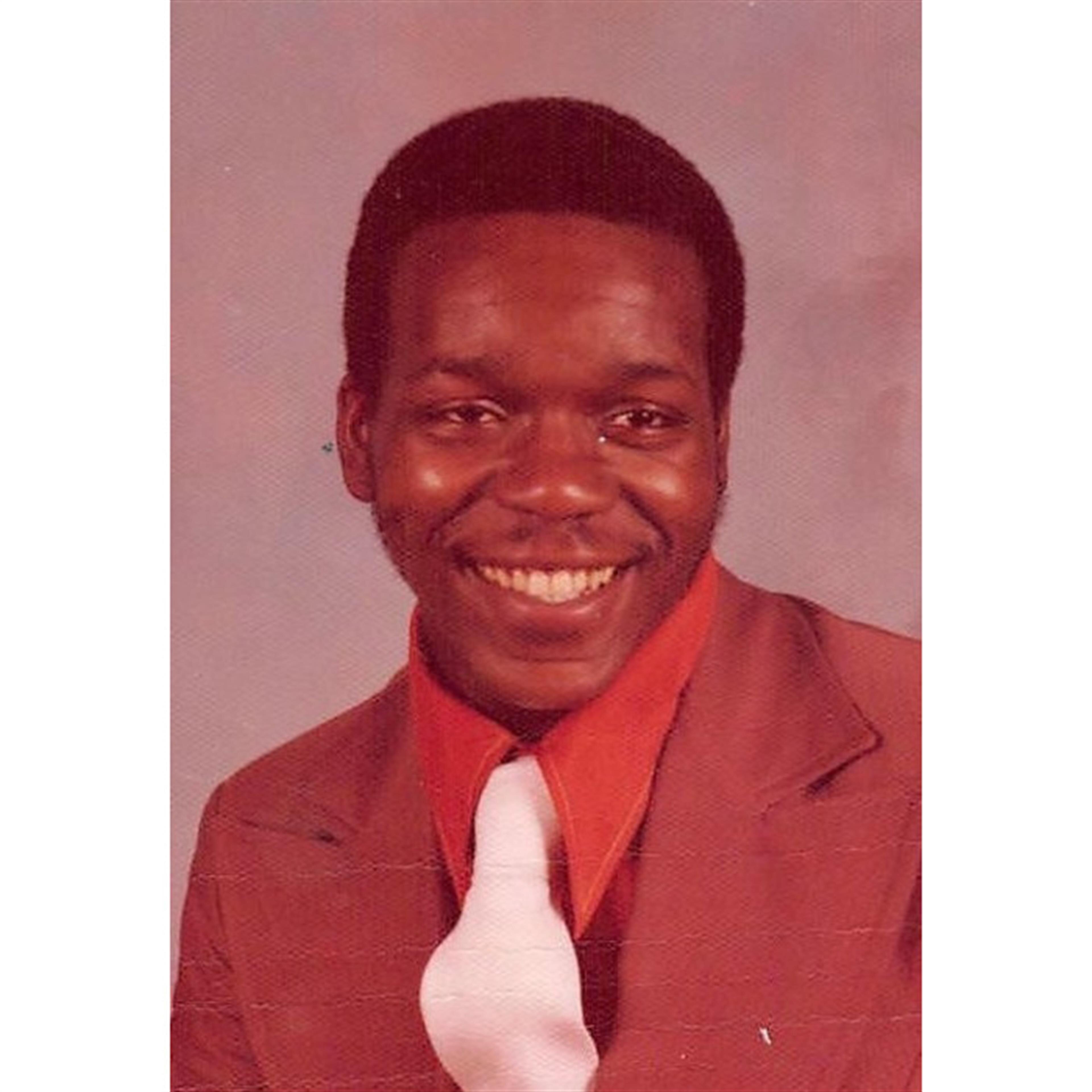 Kenneth L Bailey