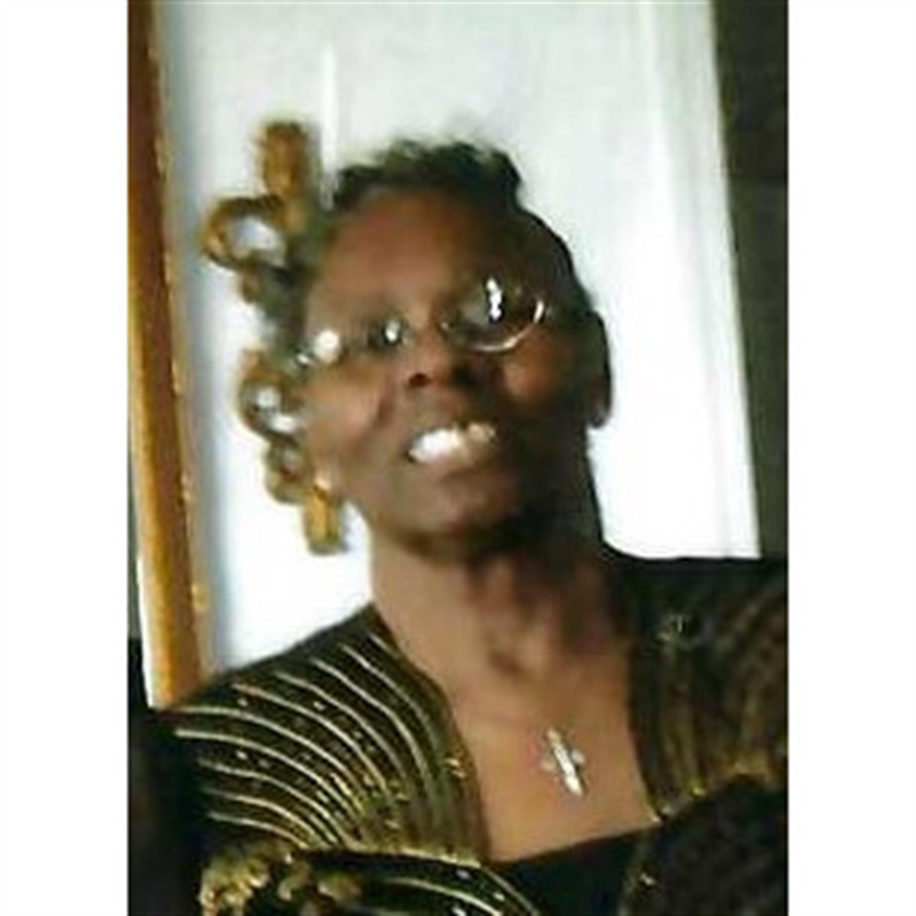 JoAnne Thompson Carr