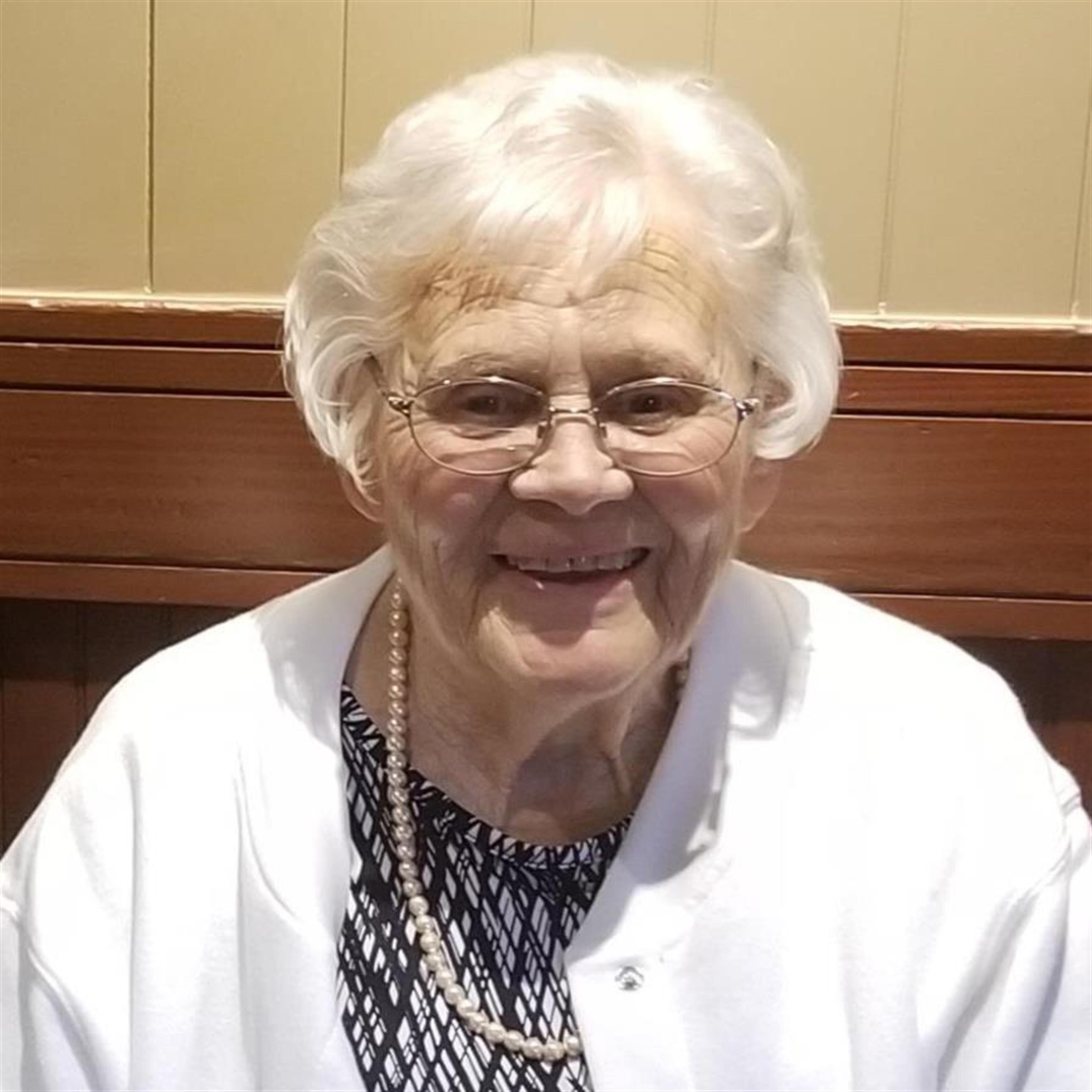 Bessie May Thomas (Buffalo)