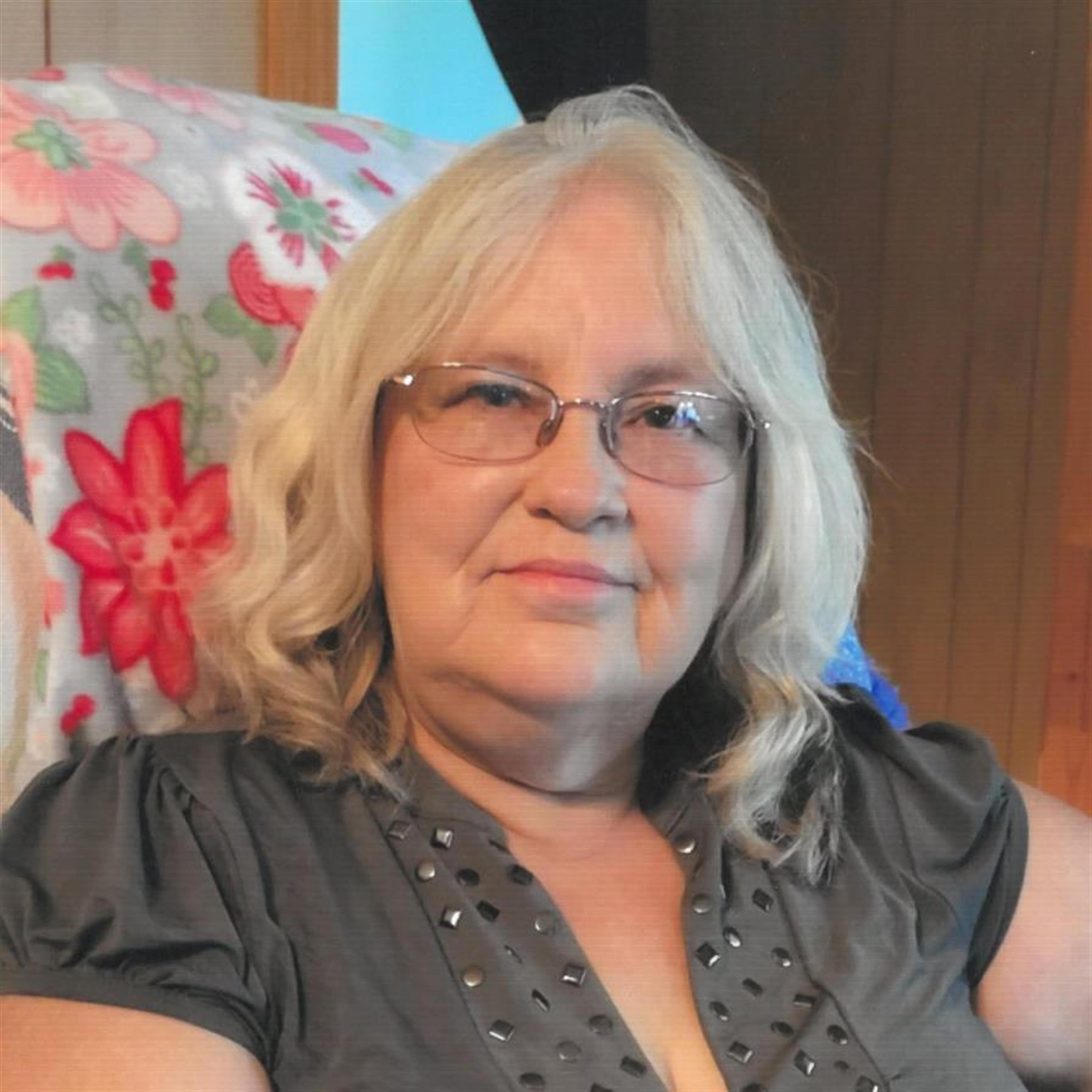 Julie Ann Wikle Hamm