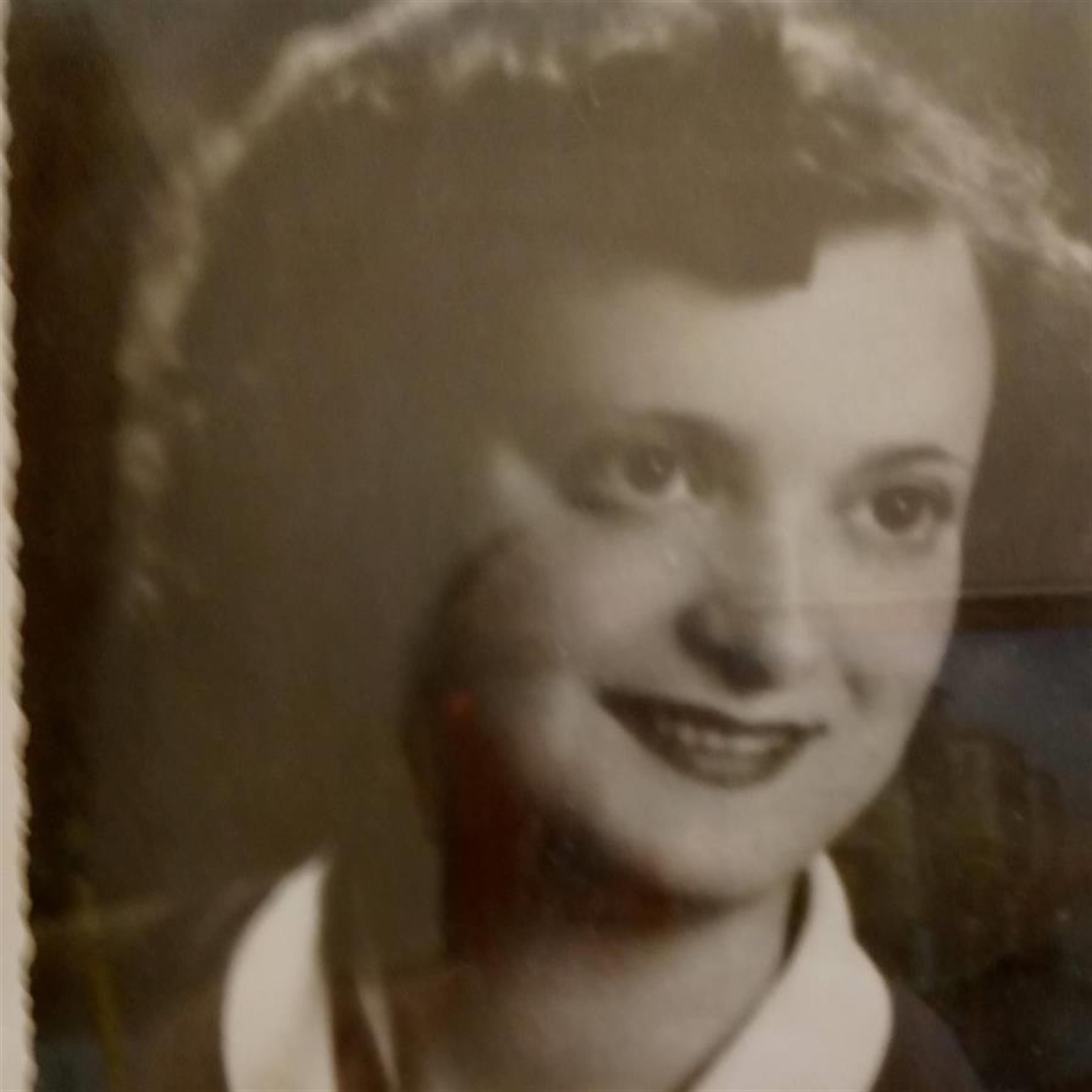 Esther V Breeze