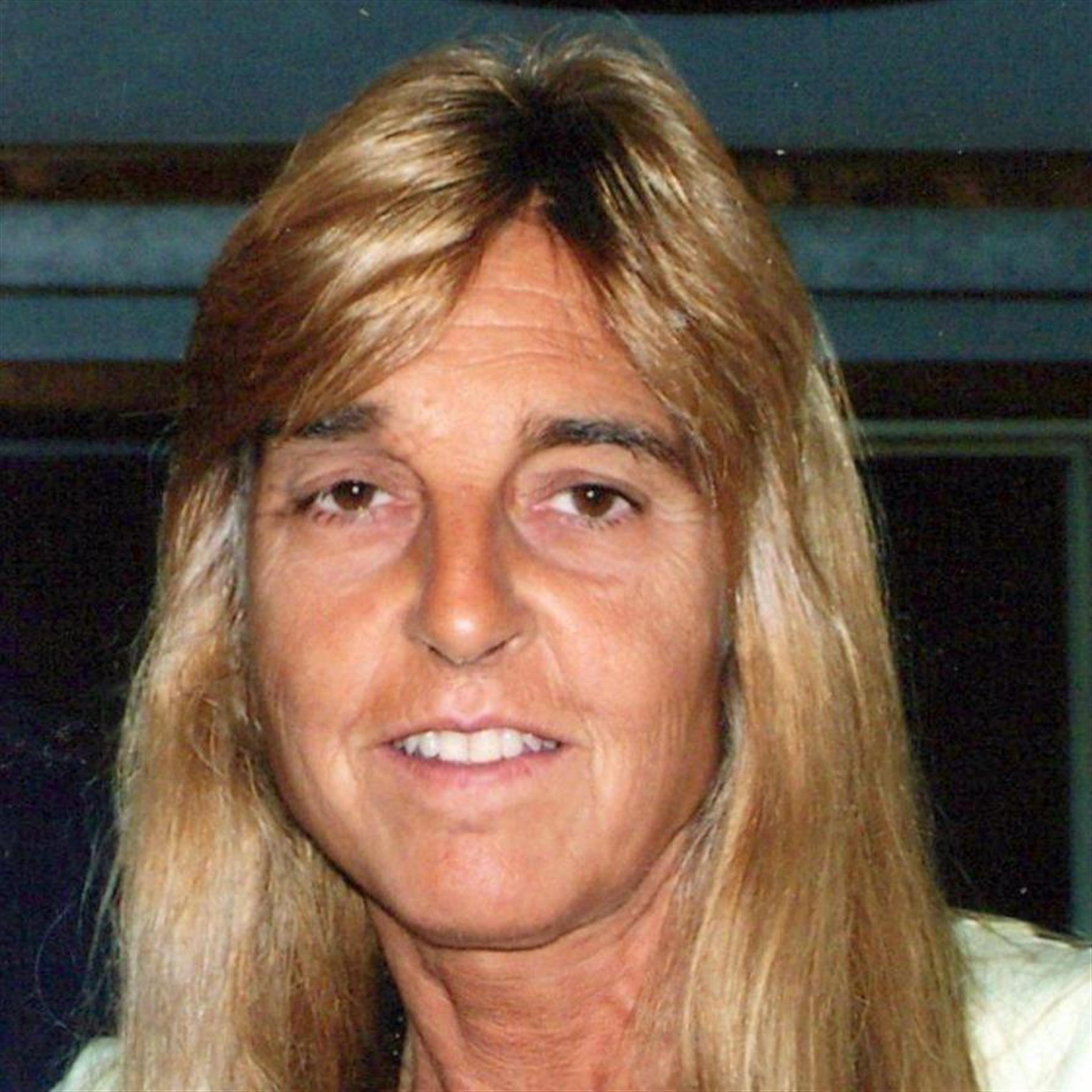 Linda Joy (Aloi) Camarda