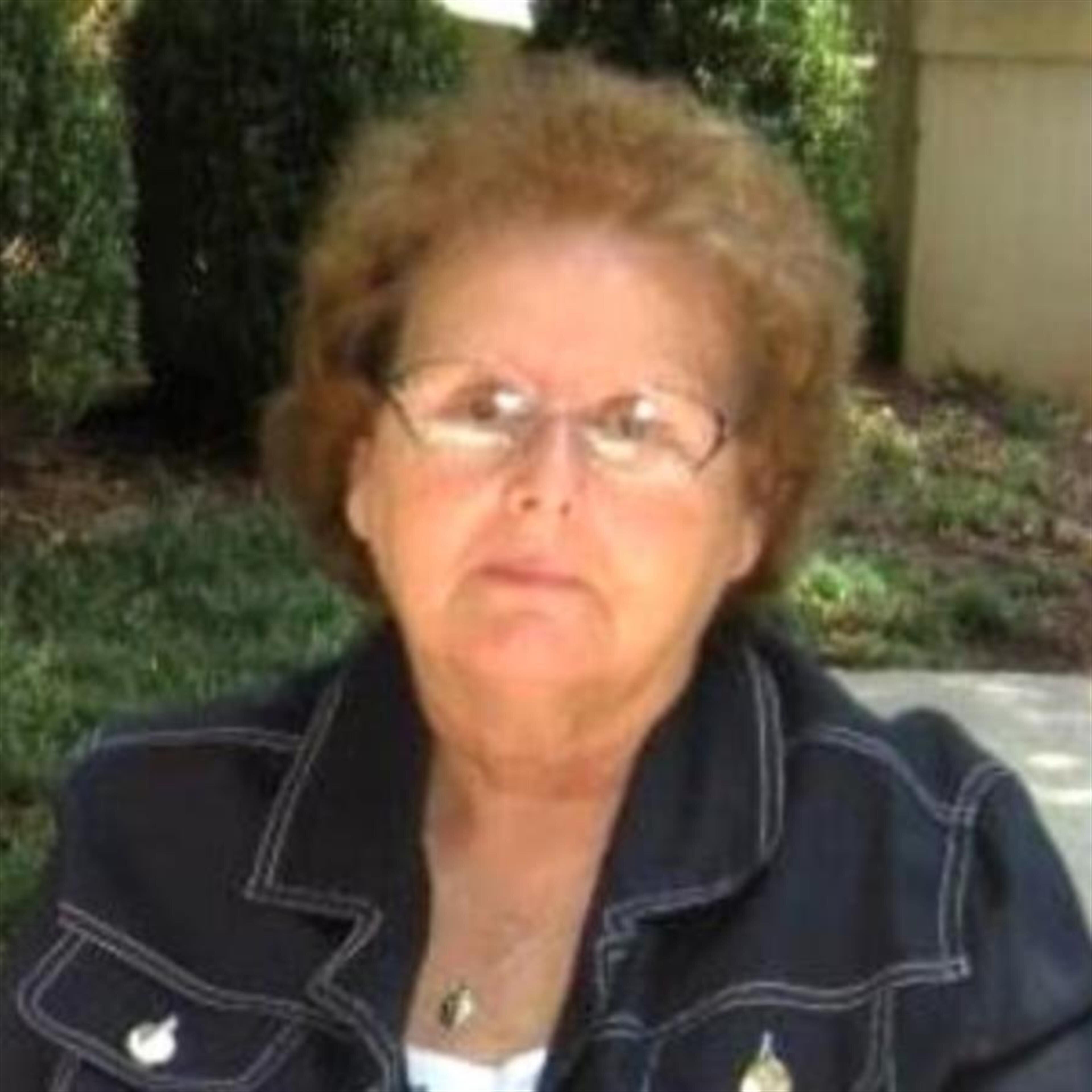 Patricia "Pat" Diane Amandolia