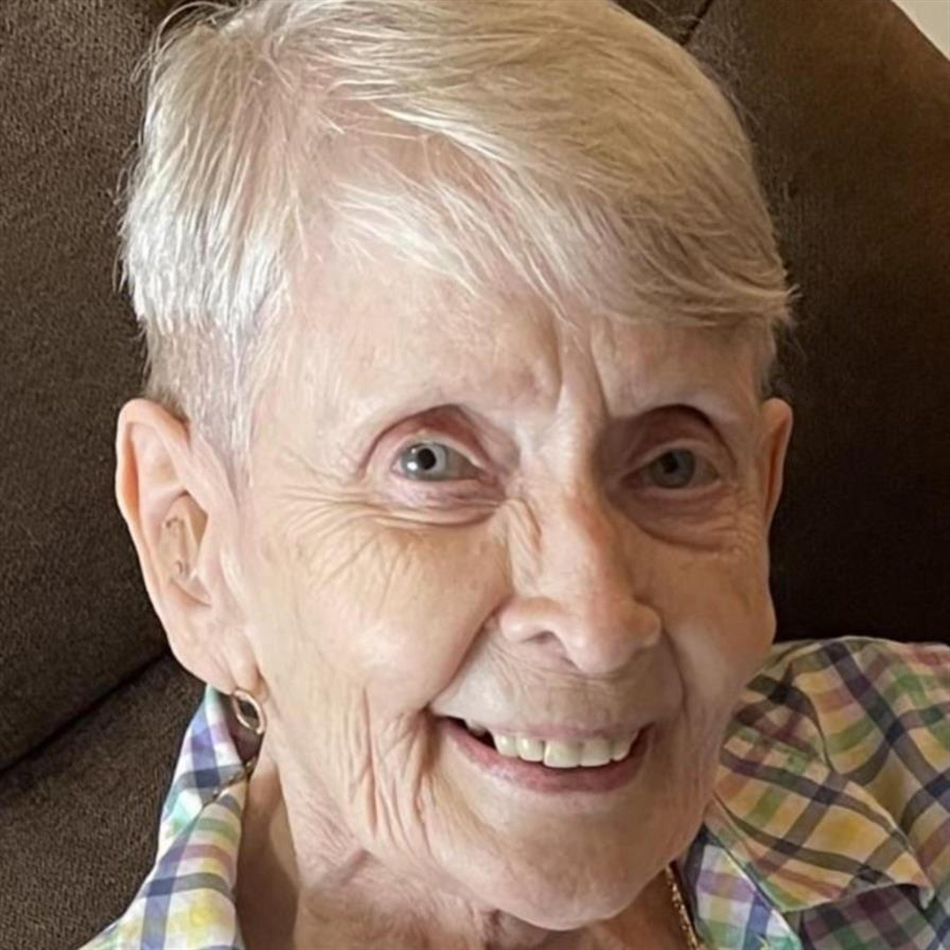 Louise Anderson