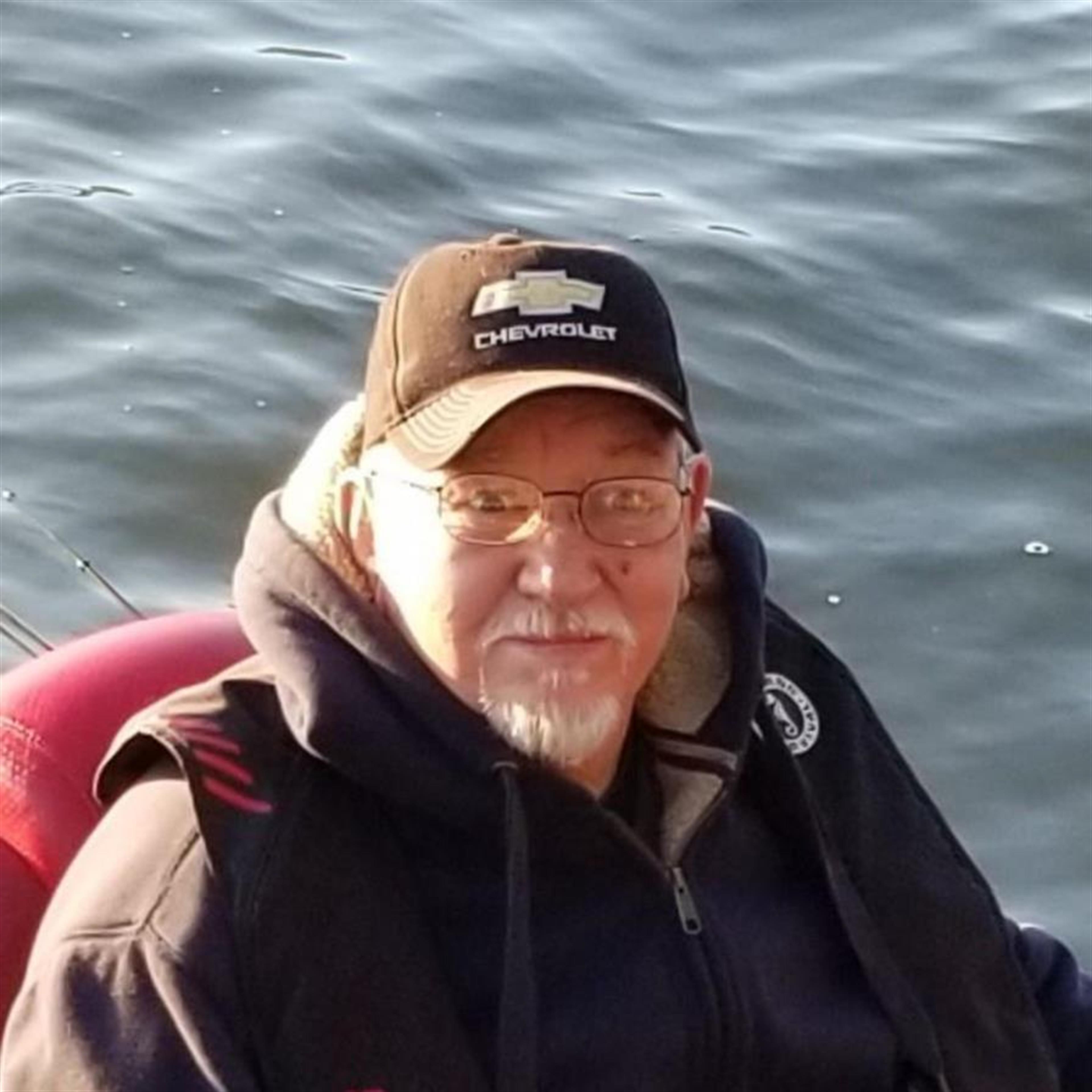 Snuffy Howard Hughes' obituary picture