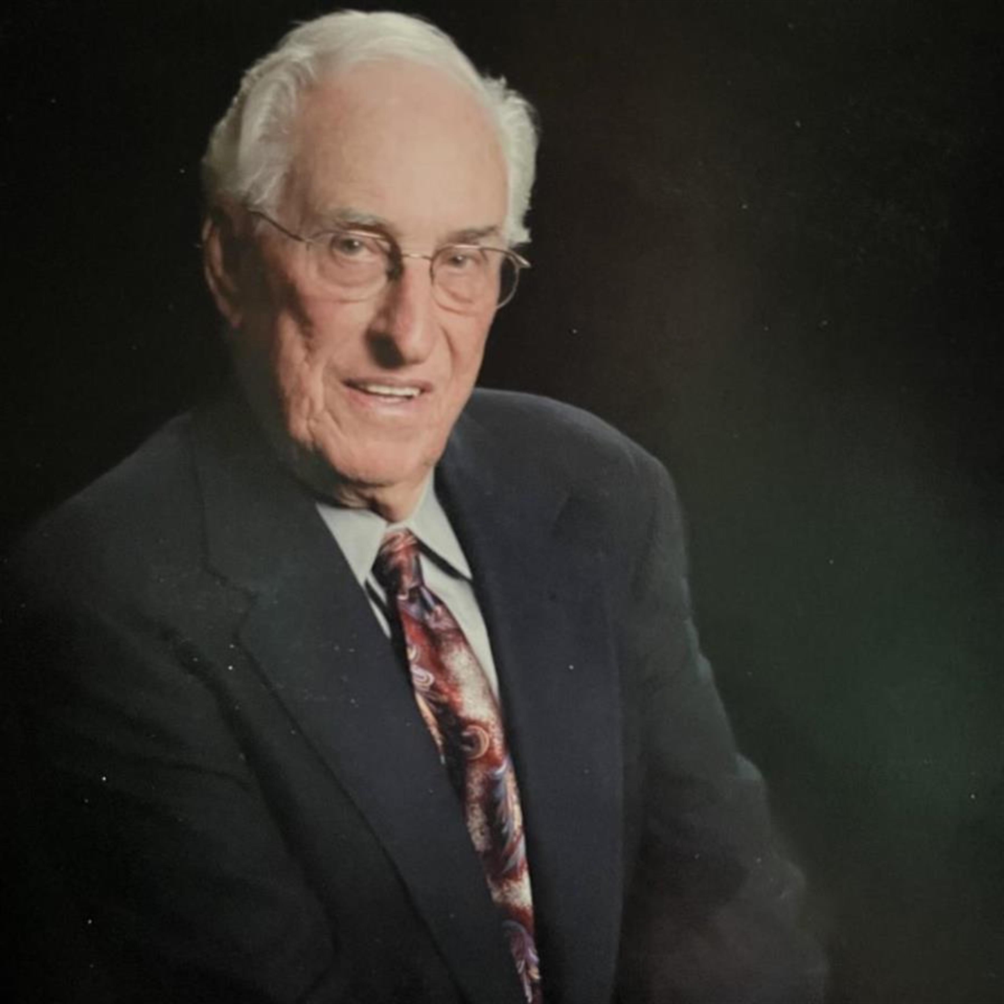 Earl Wallace Miller
