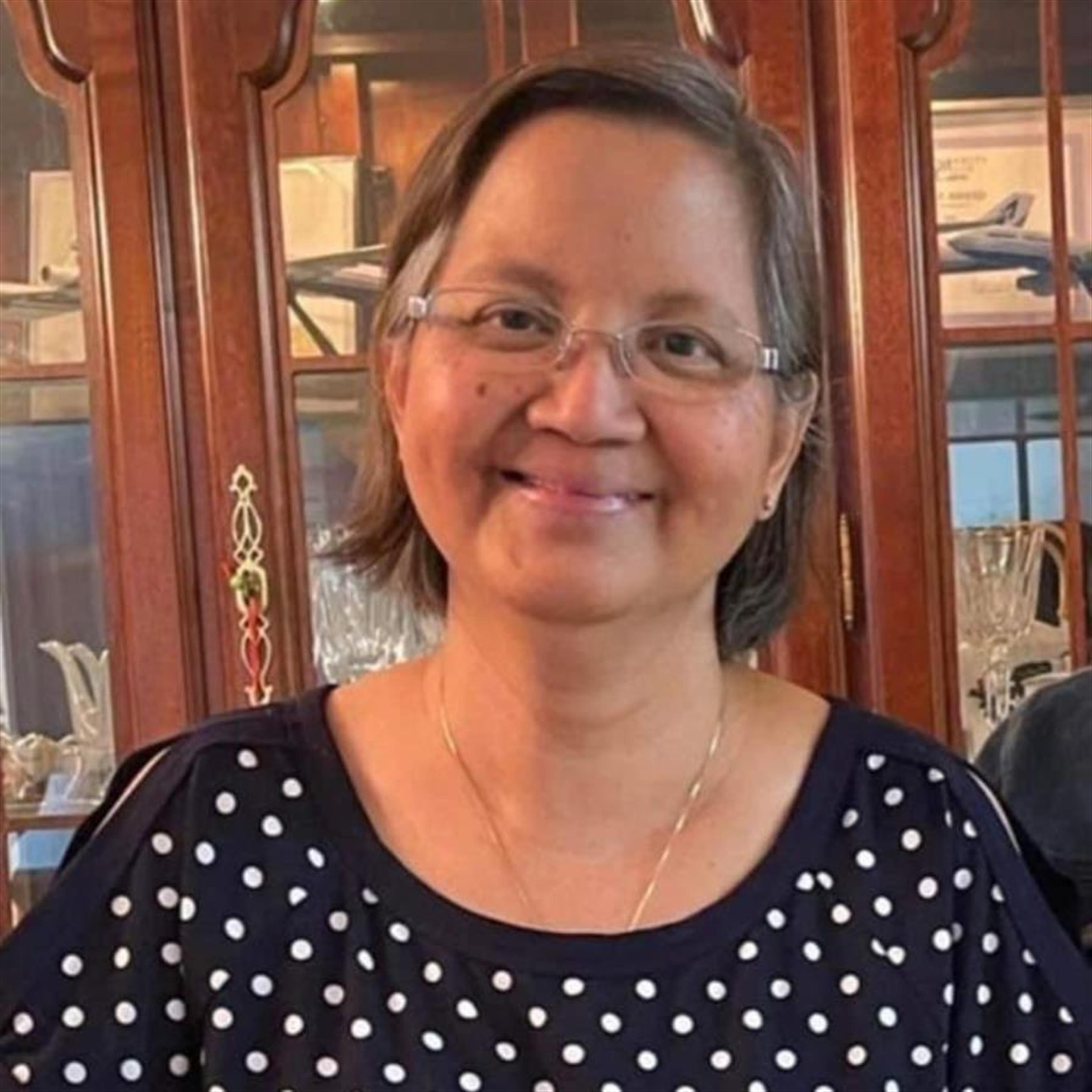 Precila E Vivar's obituary picture