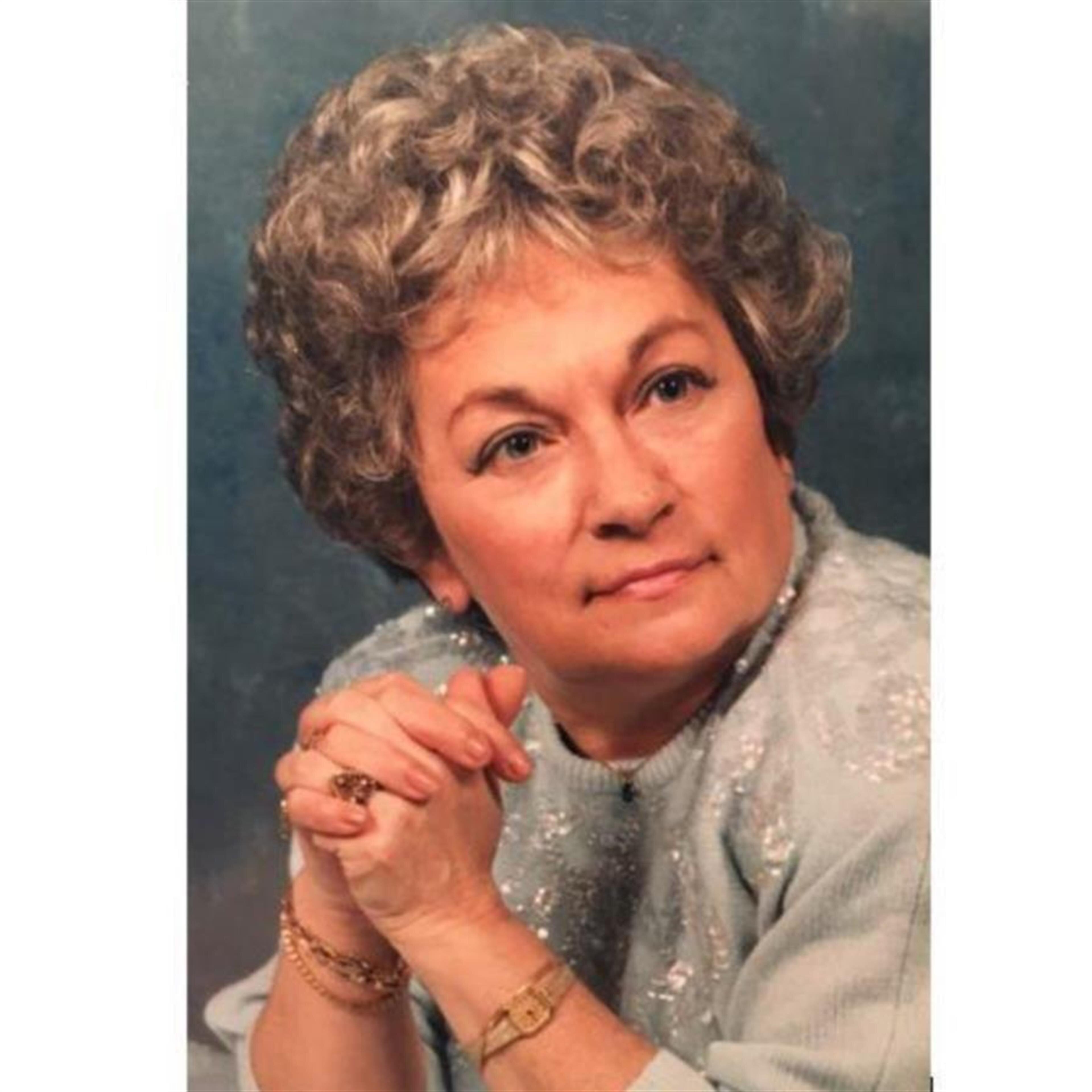 Gloria Louise Werra