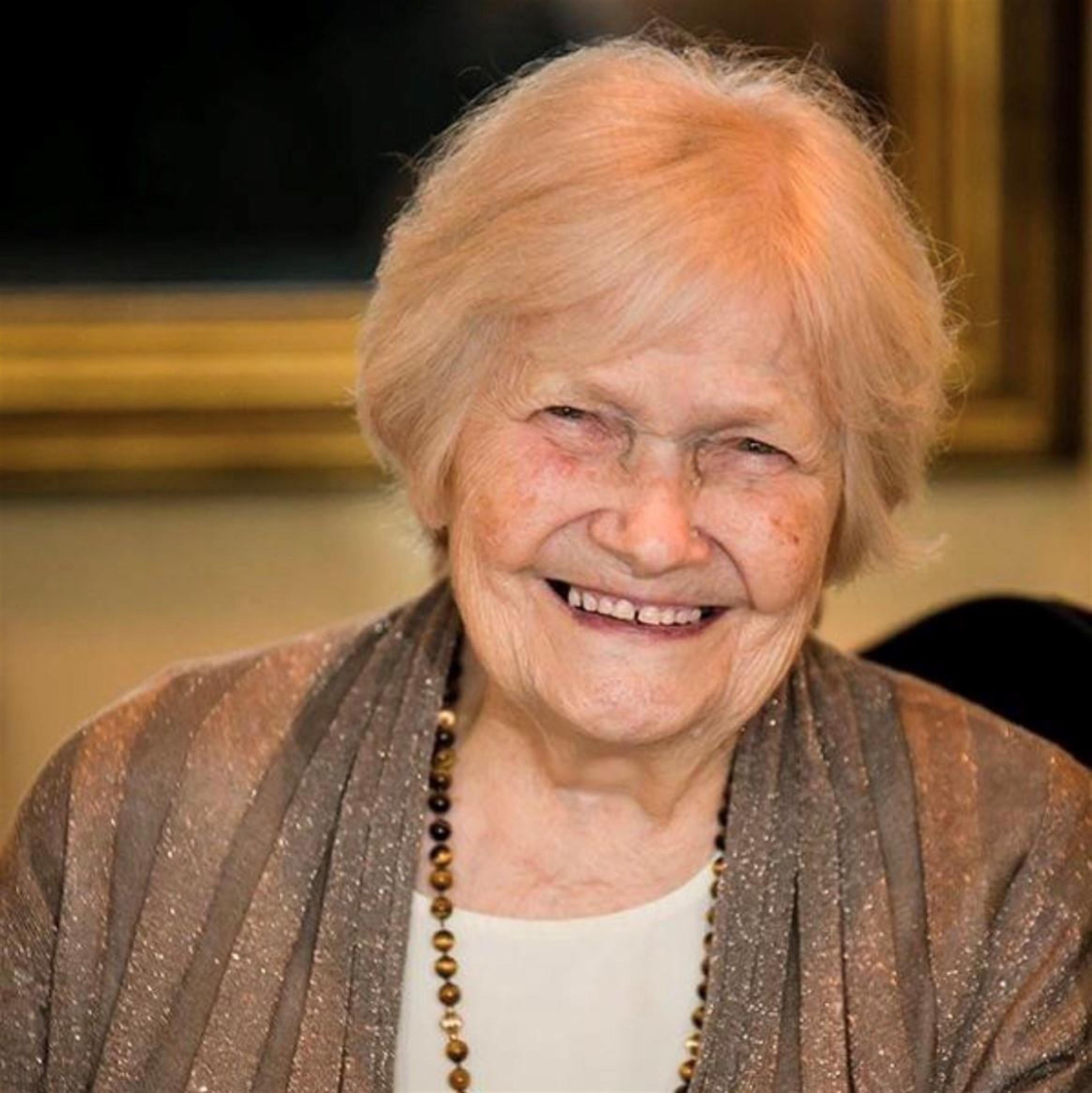 Mary Elizabeth Dunham