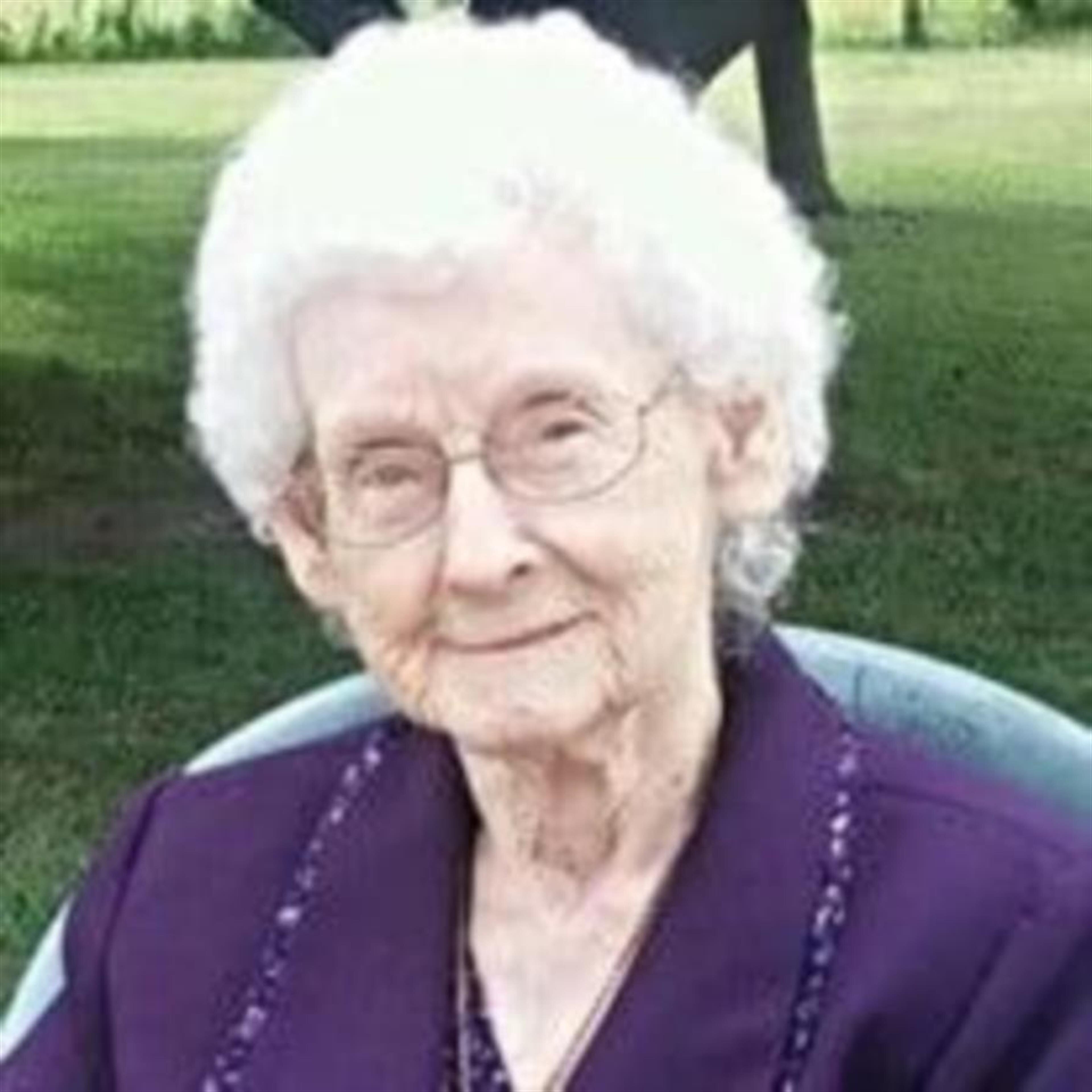 Dorothy Spear (Bolivar)