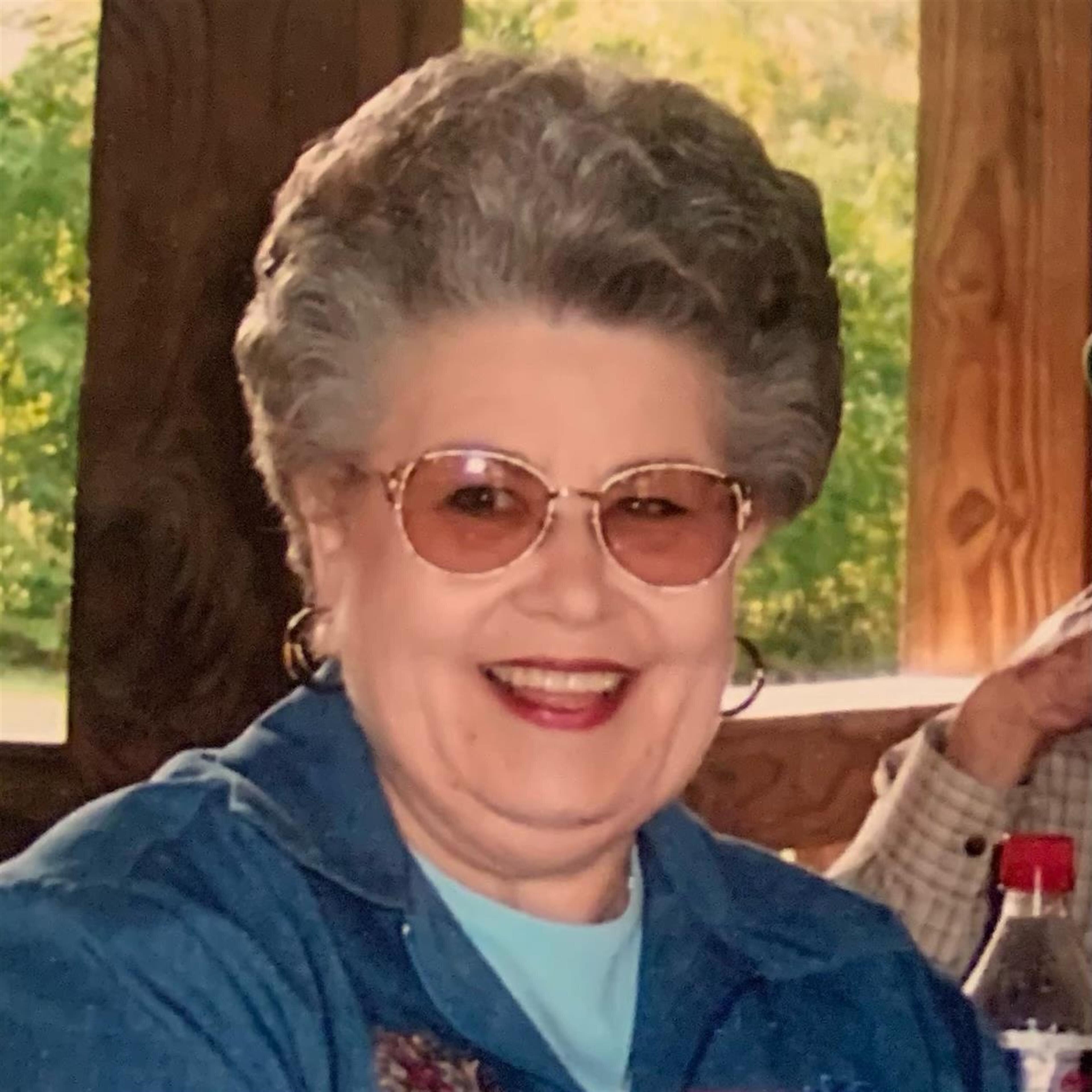 Elva "Kaye" Brinkmeyer (Lebanon)