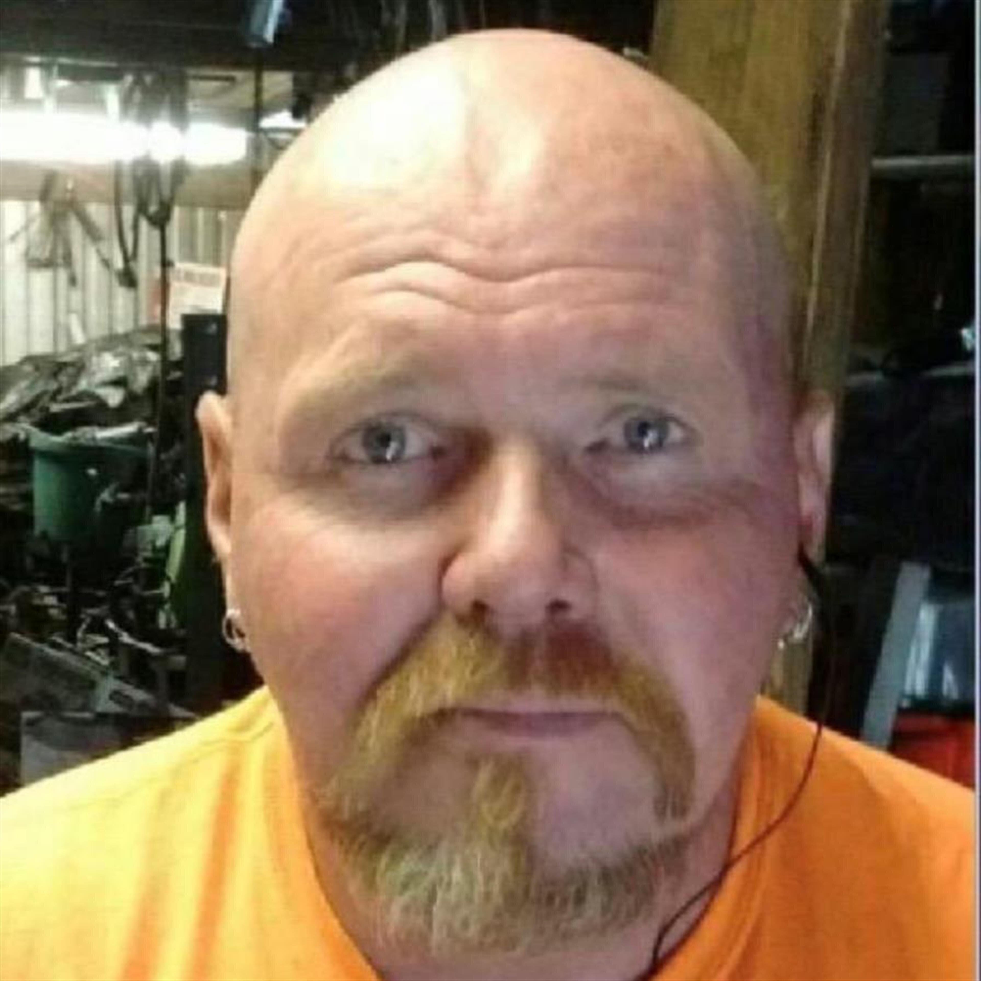 Davey Dewayne Hall